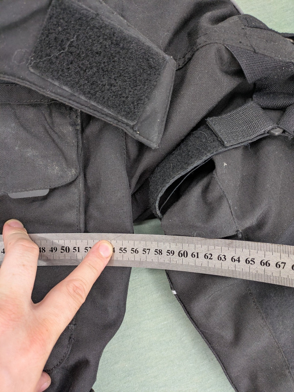 Advanced Experience black motorcycle jacket with Z-Liner membrane and CE protectors, durable Cordura material.