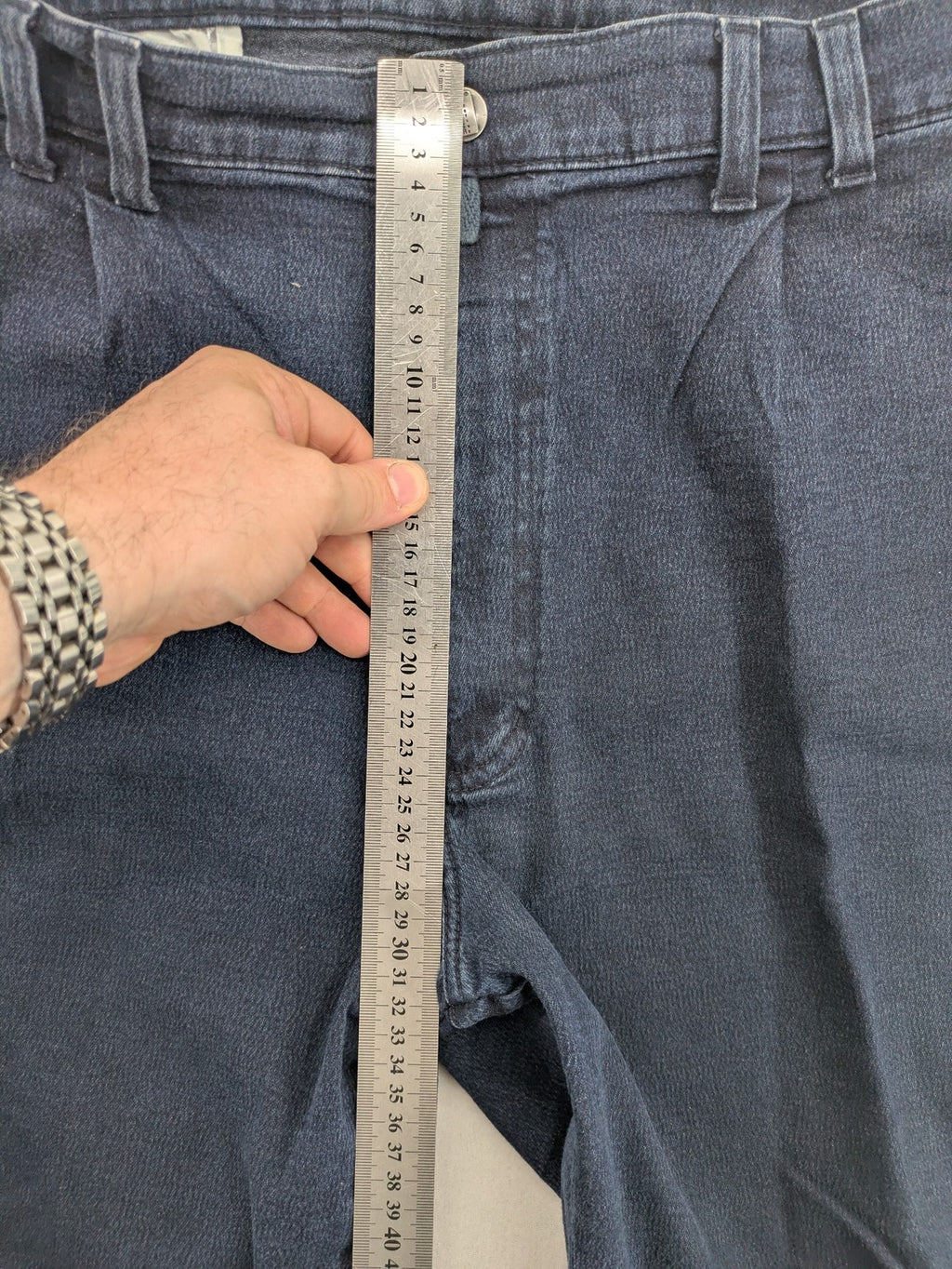 Pionier blue straight jeans with pleats, made from comfortable cotton stretch material.