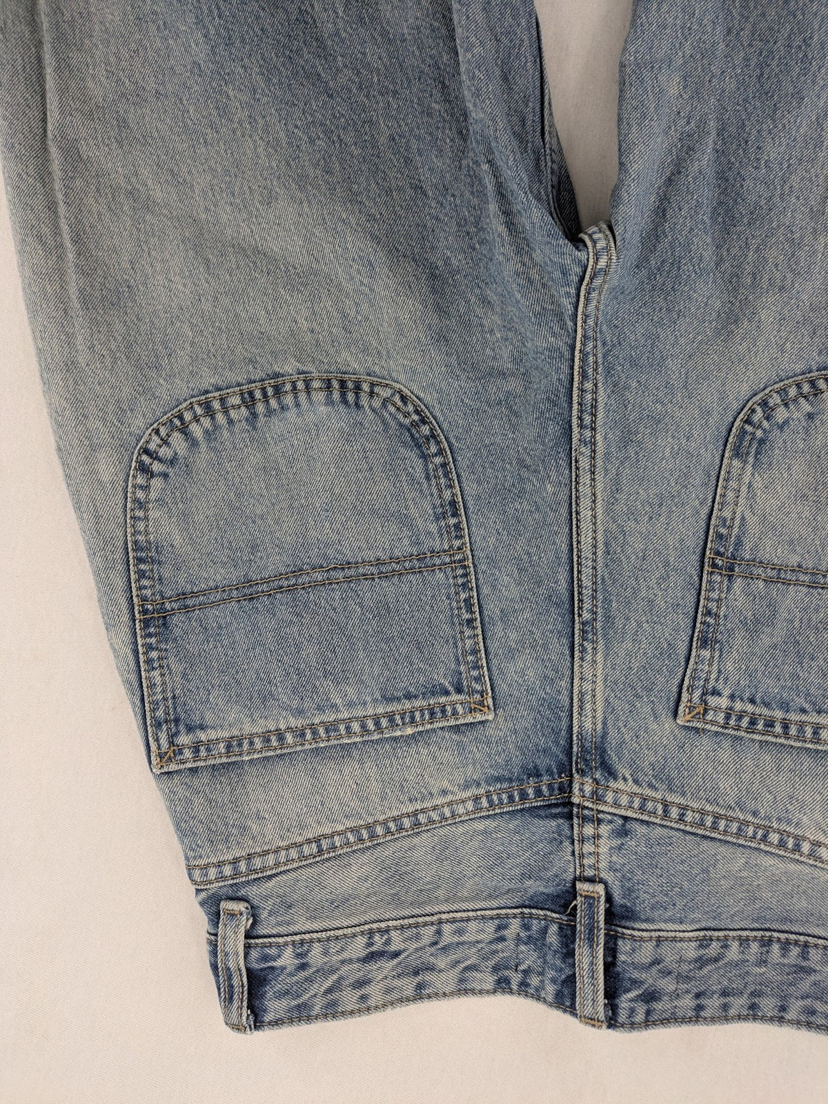 Bershka blue wide leg jeans high waist baggy style with light wash and cotton material.