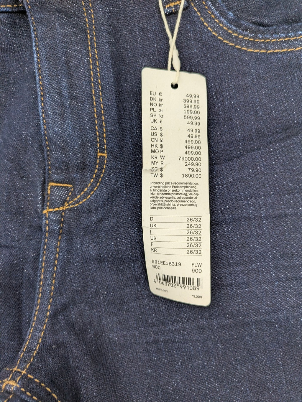 Esprit blue straight jeans with classic 5-pocket design and medium rise fit.
