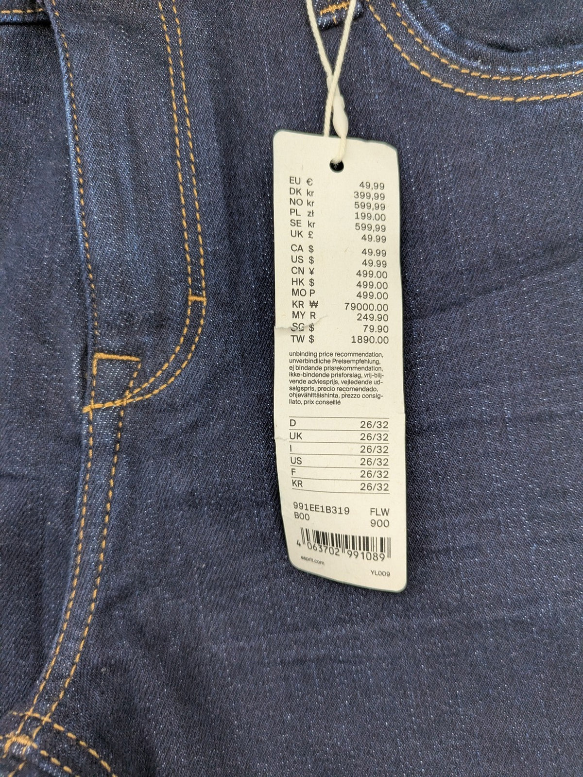 Esprit blue straight jeans with classic 5-pocket design and medium rise fit.