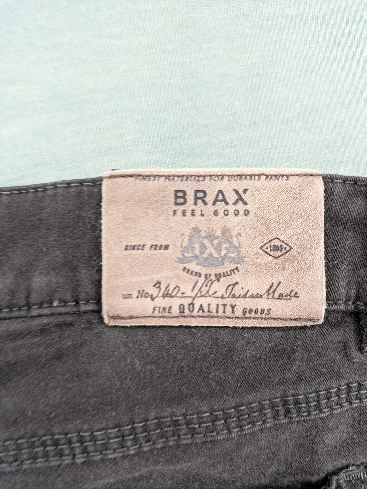 BRAX grey cord pants 5-pocket design with subtle checkered waistband lining