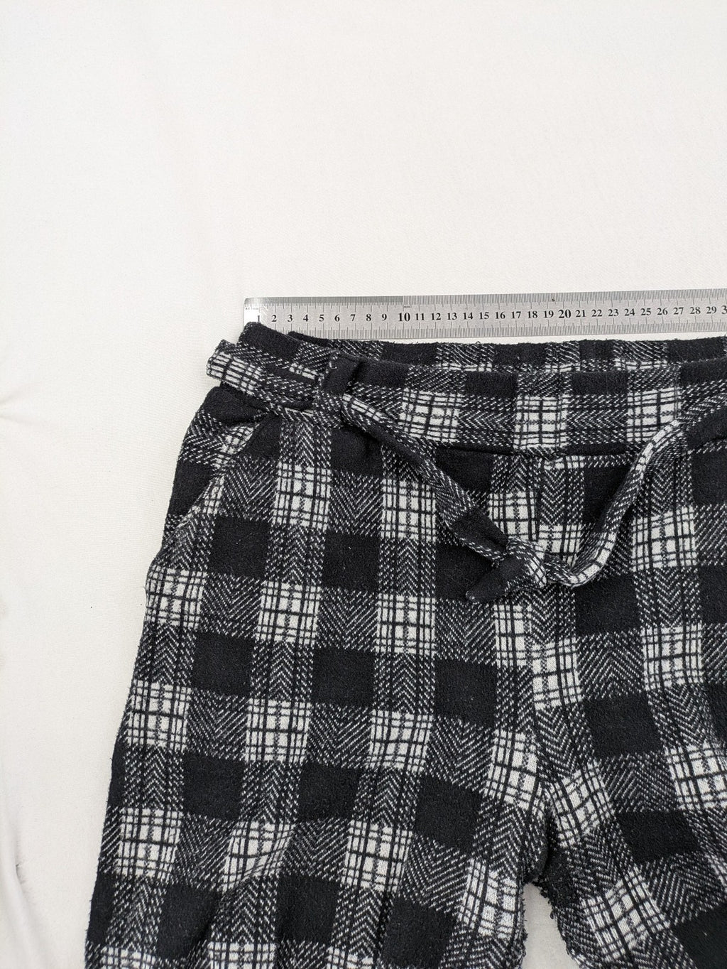 Frawoman loungewear black grey white checkered pants soft cotton adjustable drawstring waistband