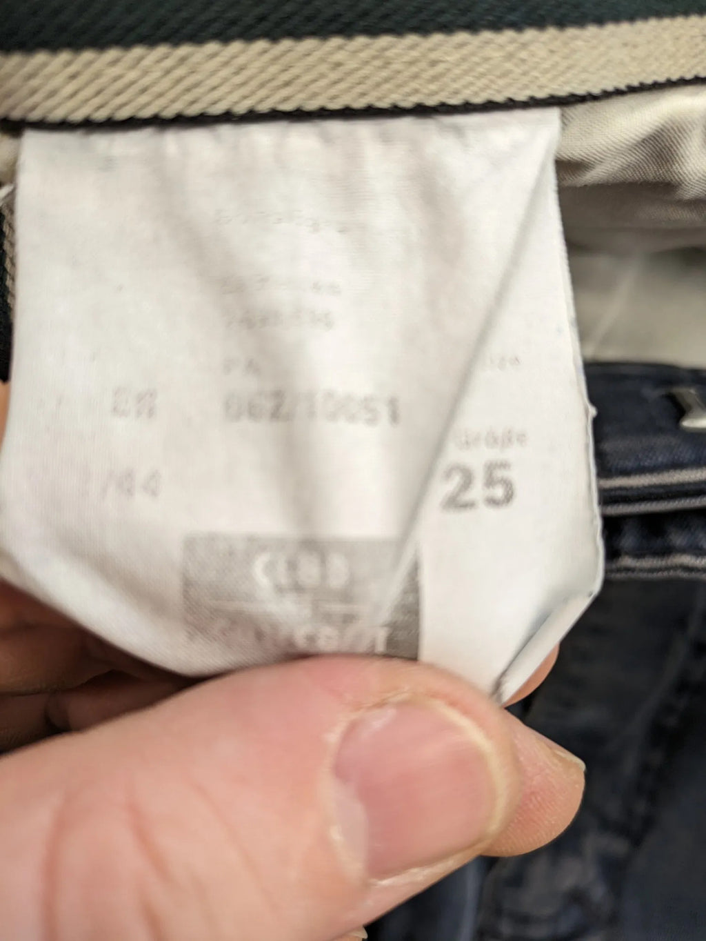 Club of Comfort blue straight jeans, stretch material, comfort fit, zip closure, practical pockets.