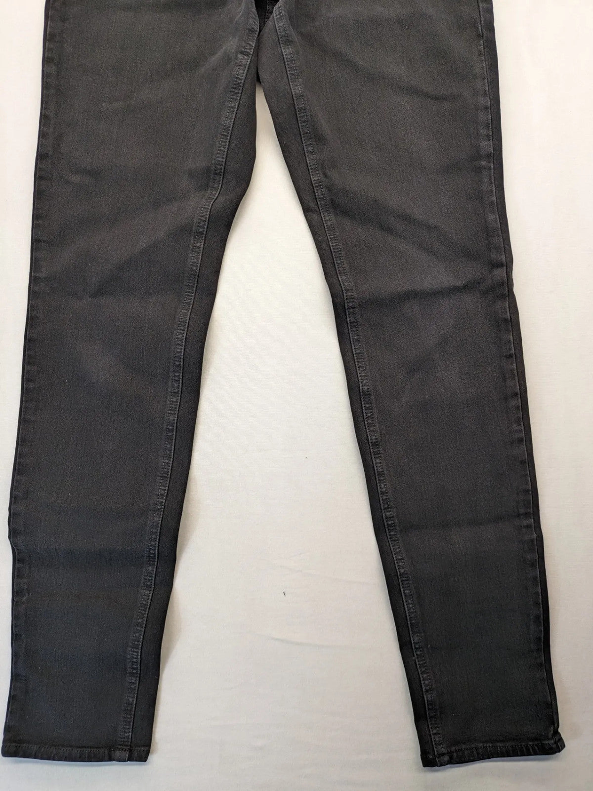 s.Oliver grey super skinny jeans with medium rise and stylish washed finish