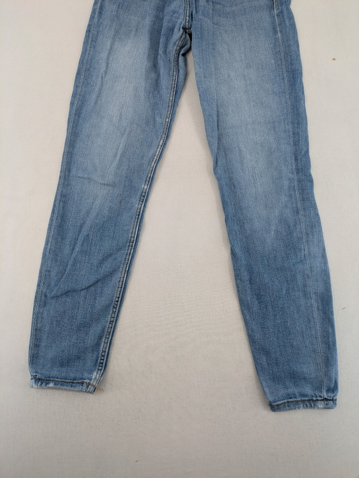 Zara blue high waist skinny jeans with classic wash and JOIN LIFE logo.