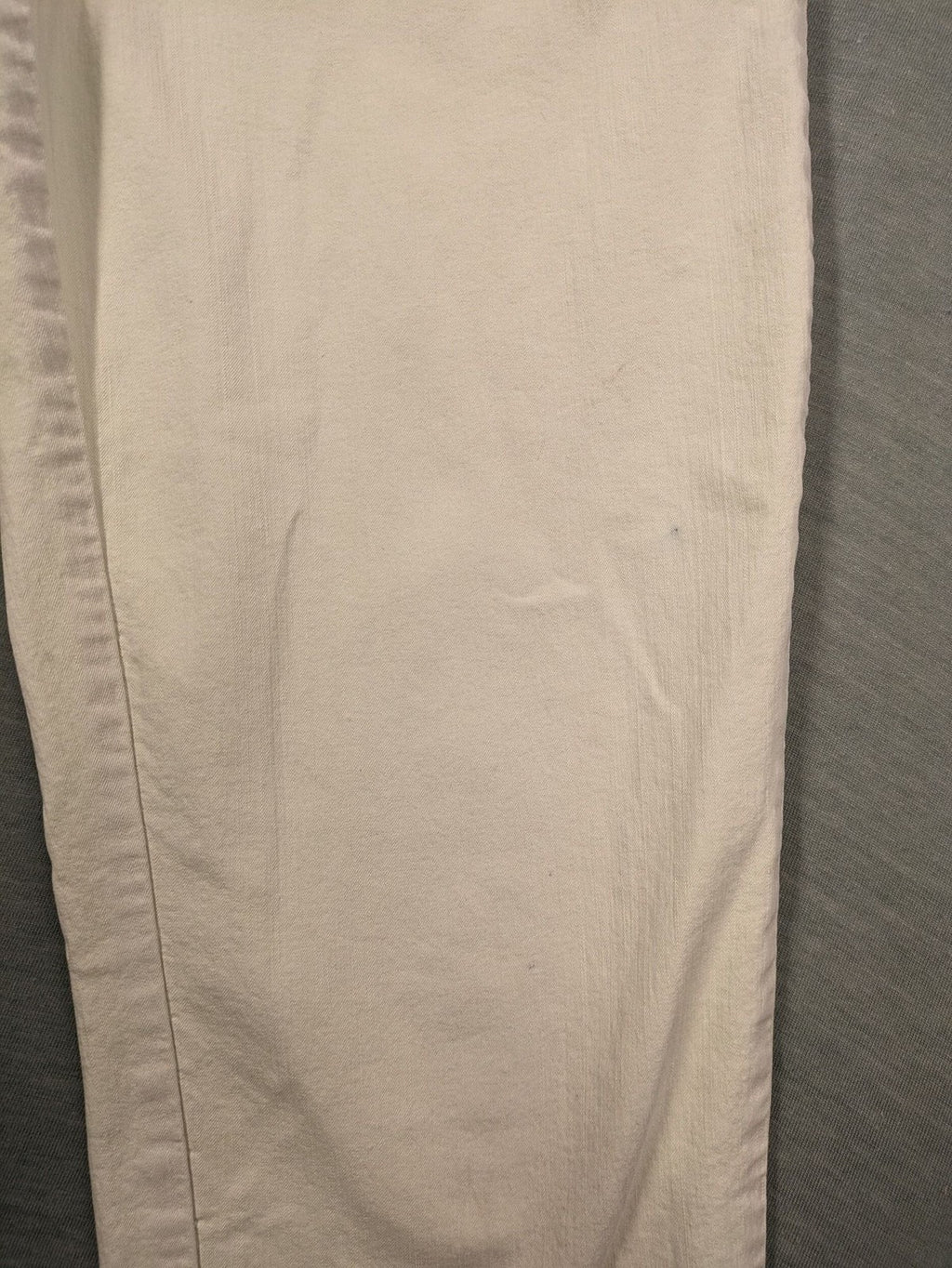 Zerres beige Capri pants soft cotton blend with zip pockets and Comfort-N logo.