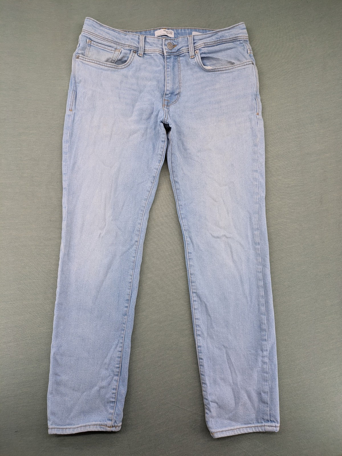 Selected Homme blue straight jeans classic five-pocket design made from 100% organic cotton