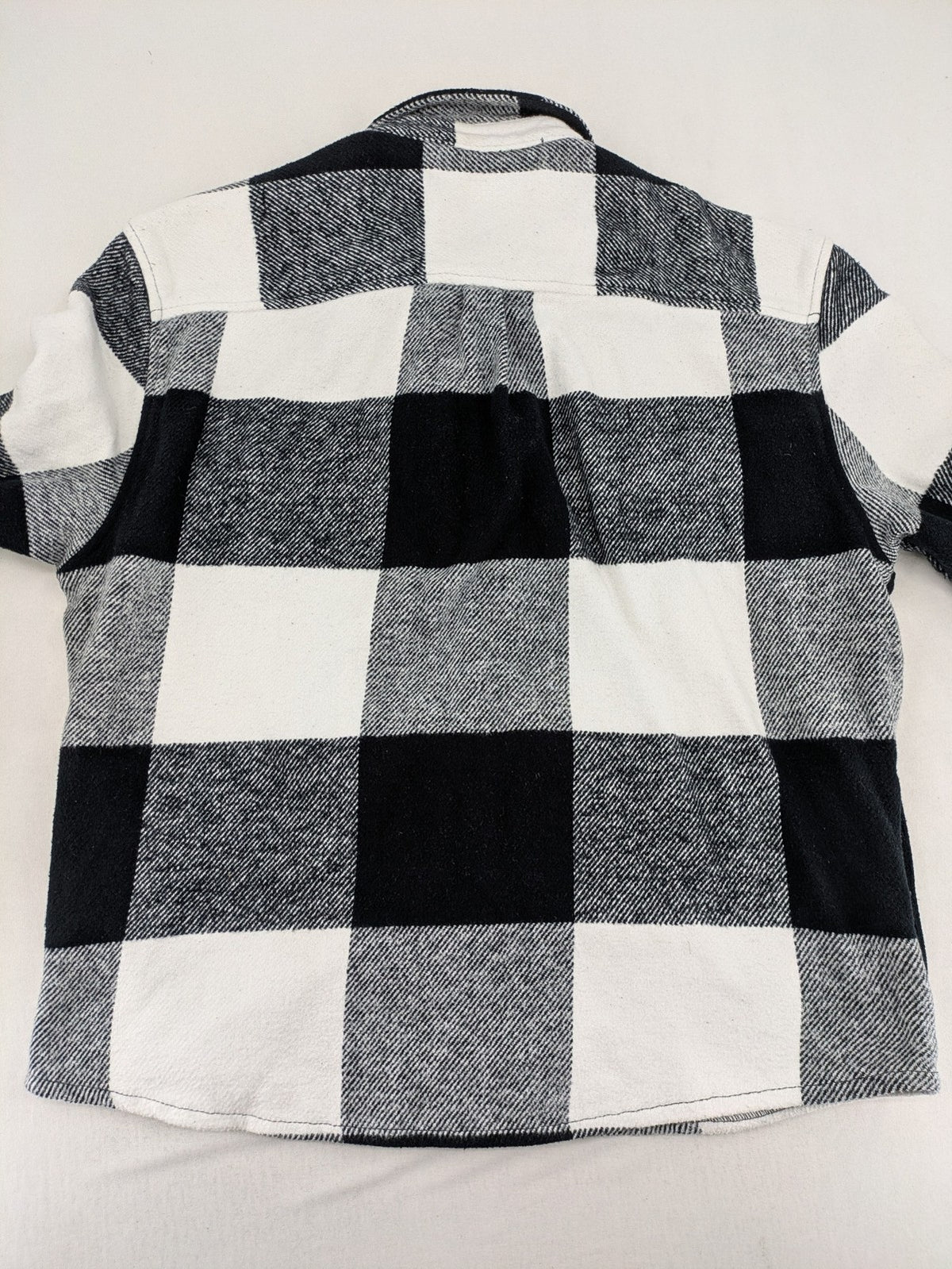 Review flannel jacket black white checkered pattern cotton material with chest pockets