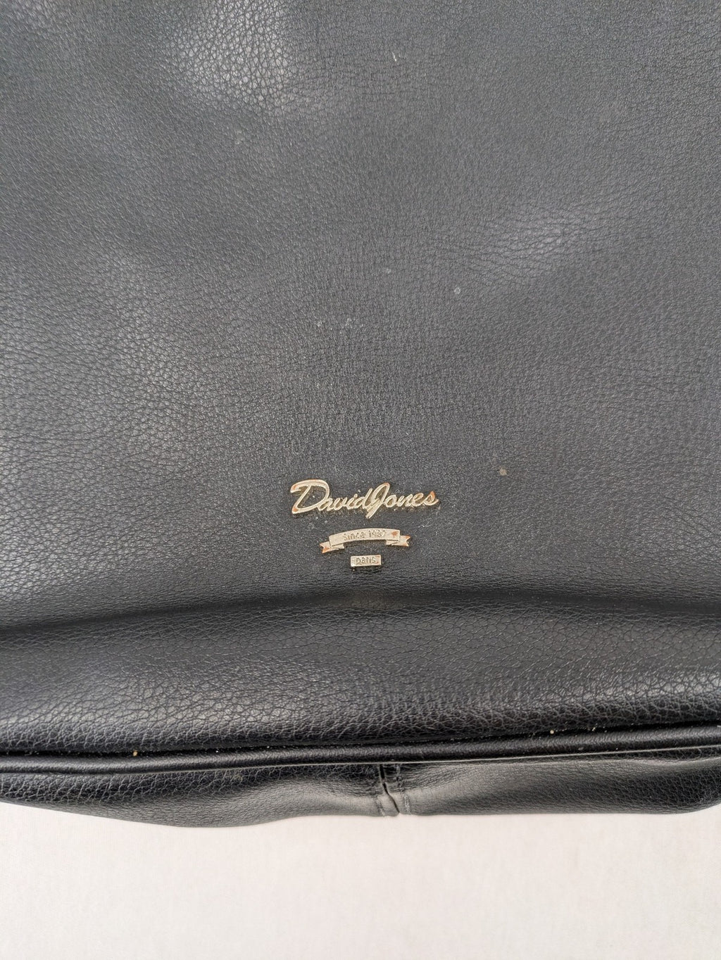 David Jones black hobo handbag pebbled PU leather with silver hardware and zipper closure.