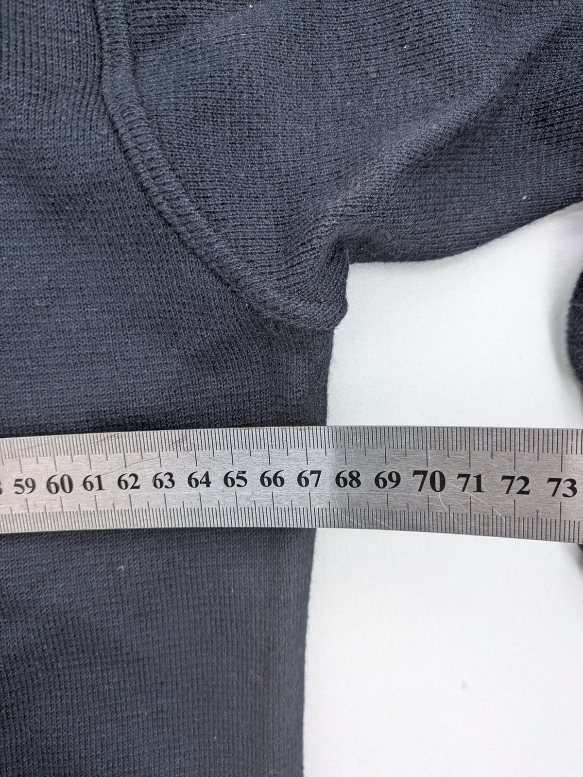 Louis Fashion grey turtle neck jumper with V-neck and ribbed cuffs.