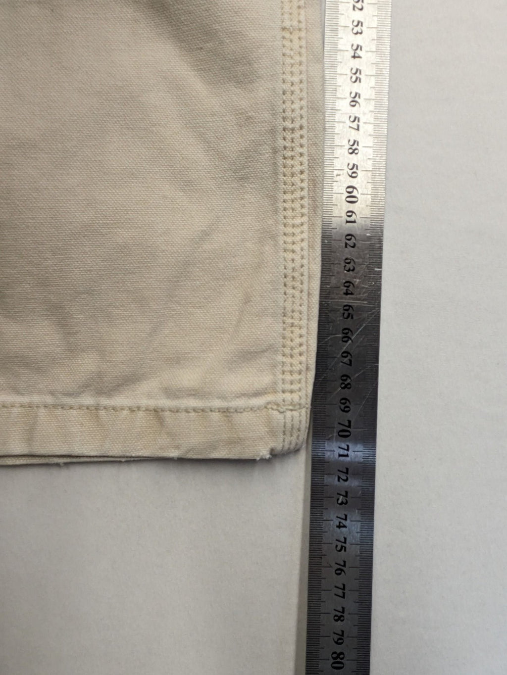 Pull&Bear beige carpenter pants with classic zipper, belt loops, and durable cotton material.