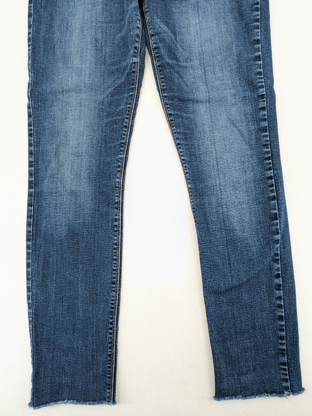 Esprit blue slim fit jeans with frayed hem and classic 5-pocket style.