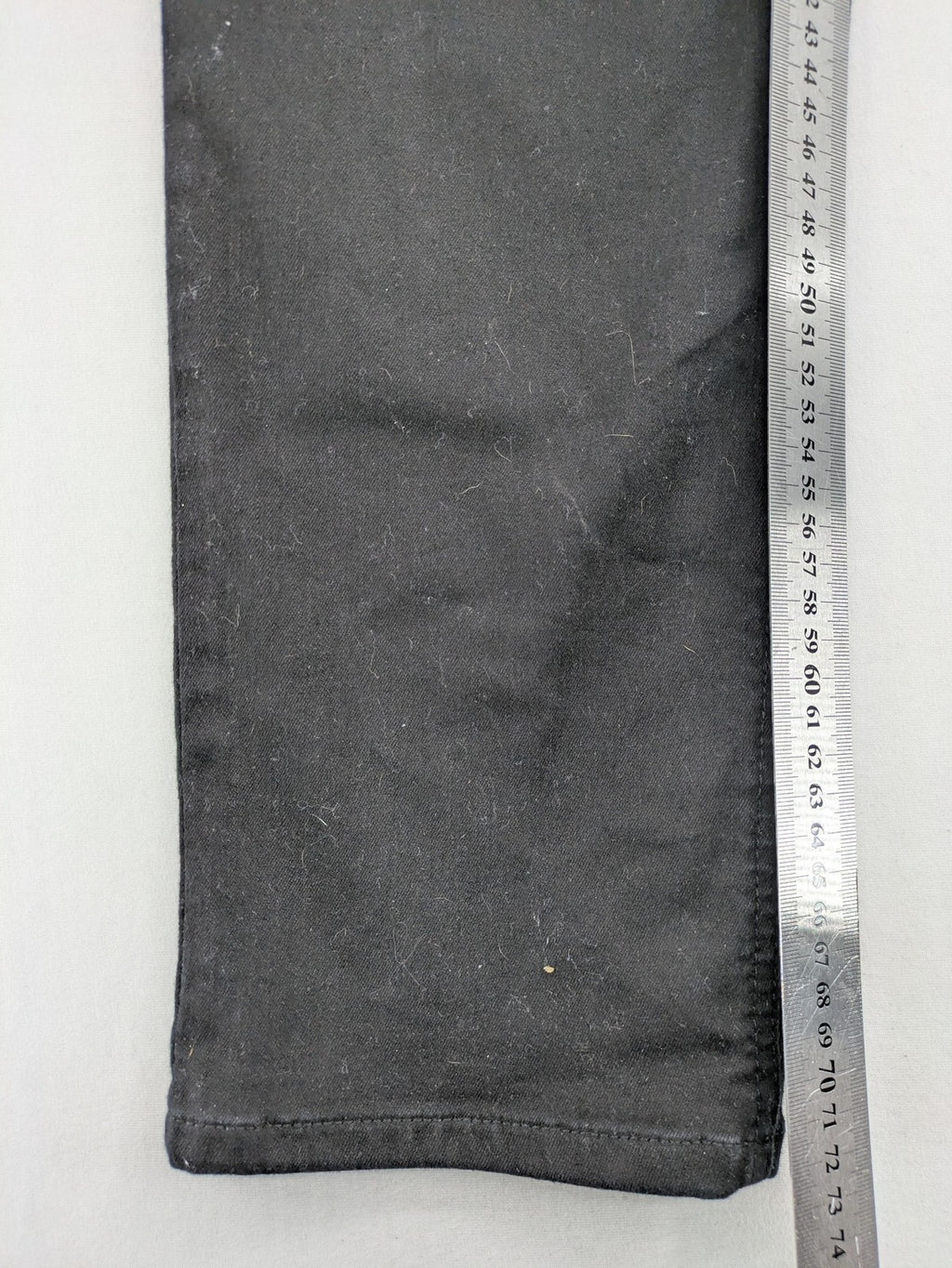 Gerry Weber black straight jeans Best4me Slim Fit 5-pocket design with logo patch.