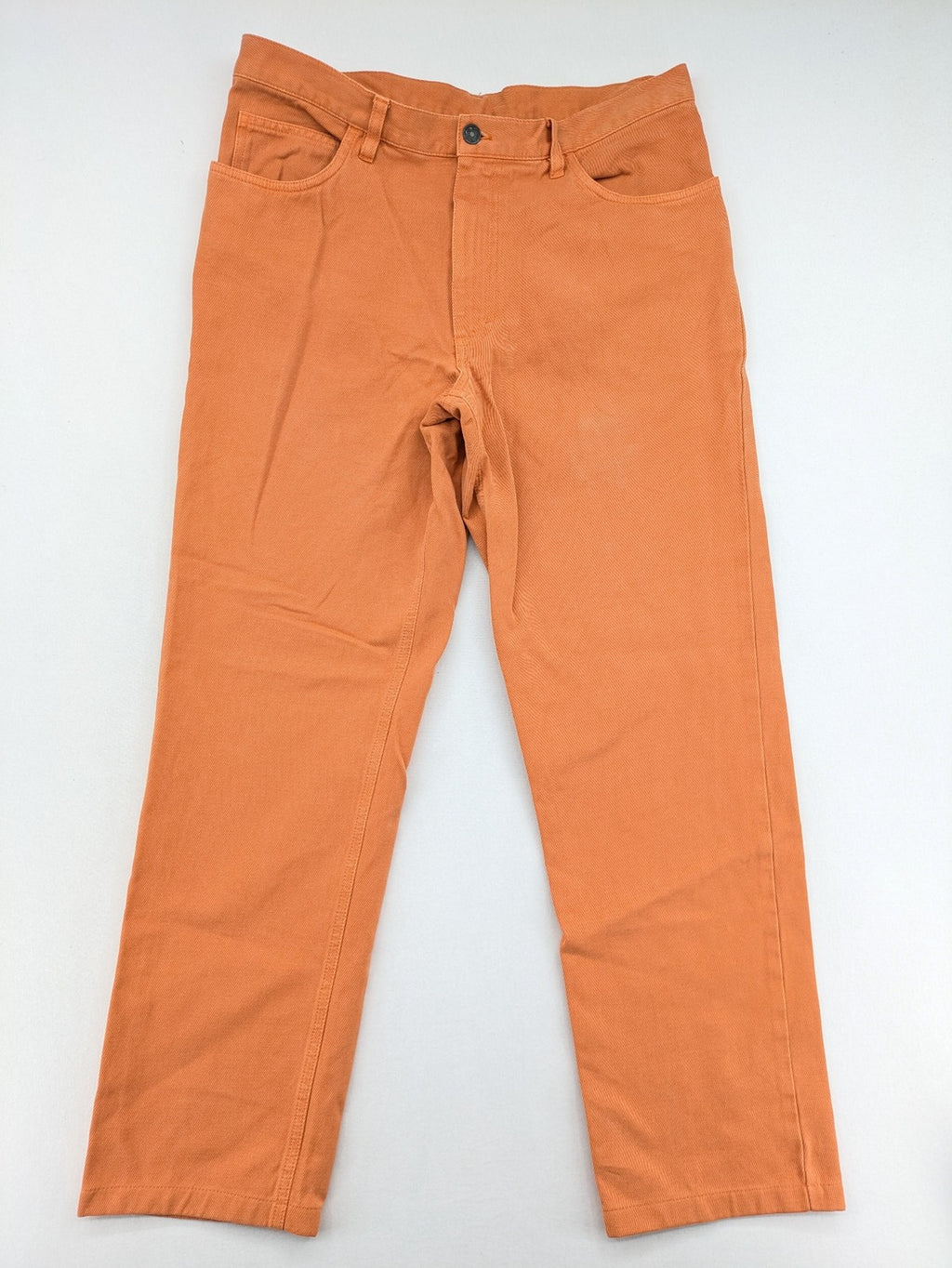Loro Piana orange straight jeans 5-pocket style made of 100% cotton.