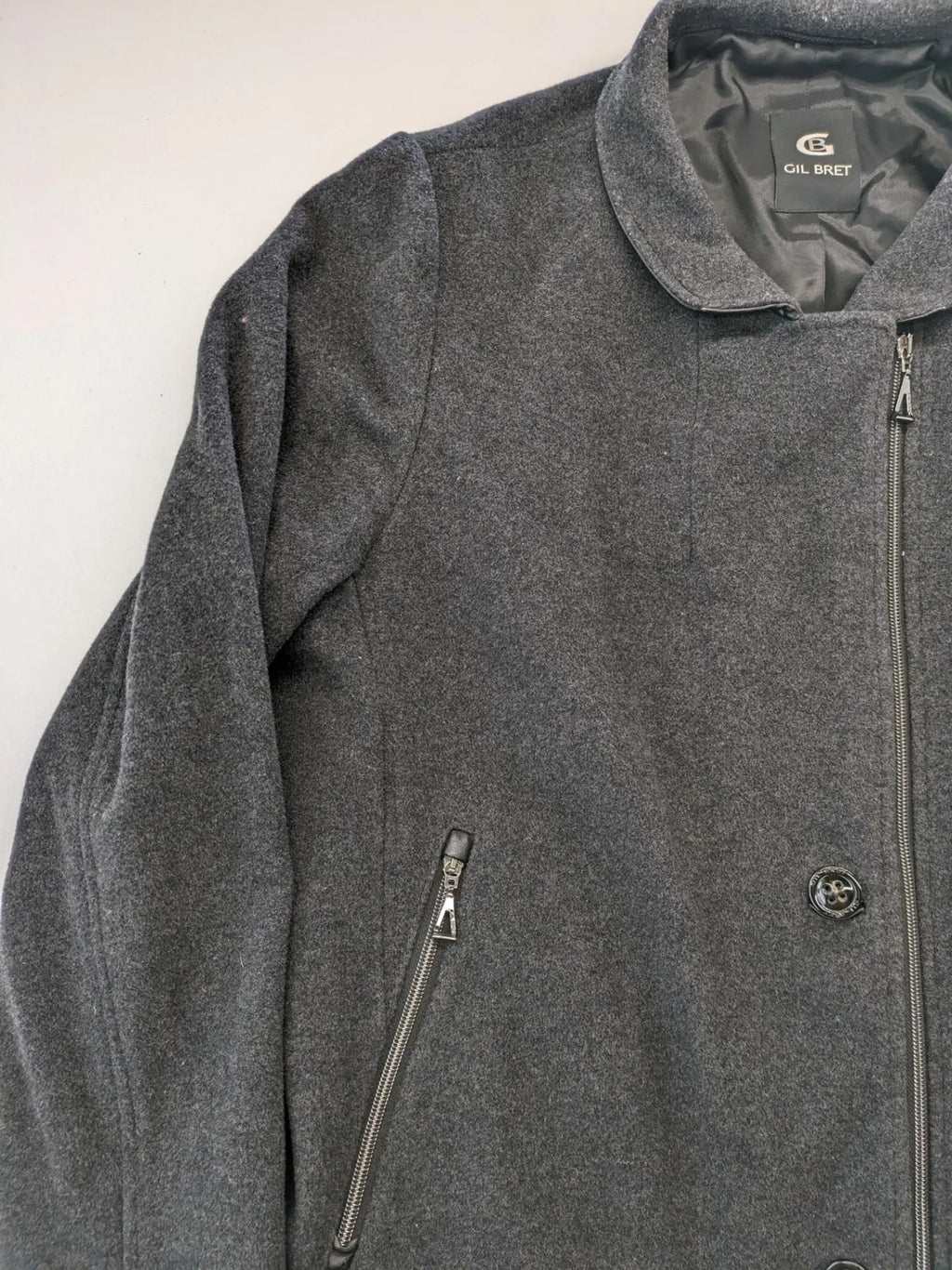 Gil Bret grey coat cashmere blend asymmetrical zipper two zip pockets