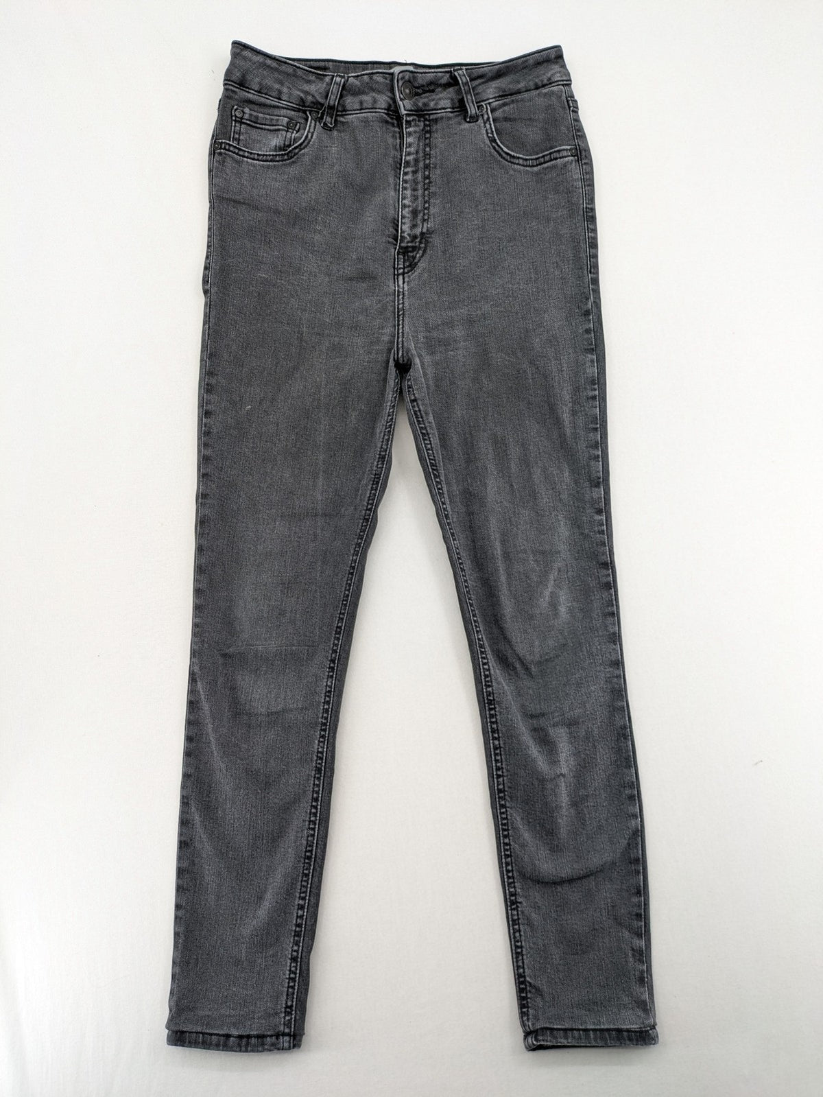 LTB grey skinny jeans with ultra high rise and washed look, model Marcella X.