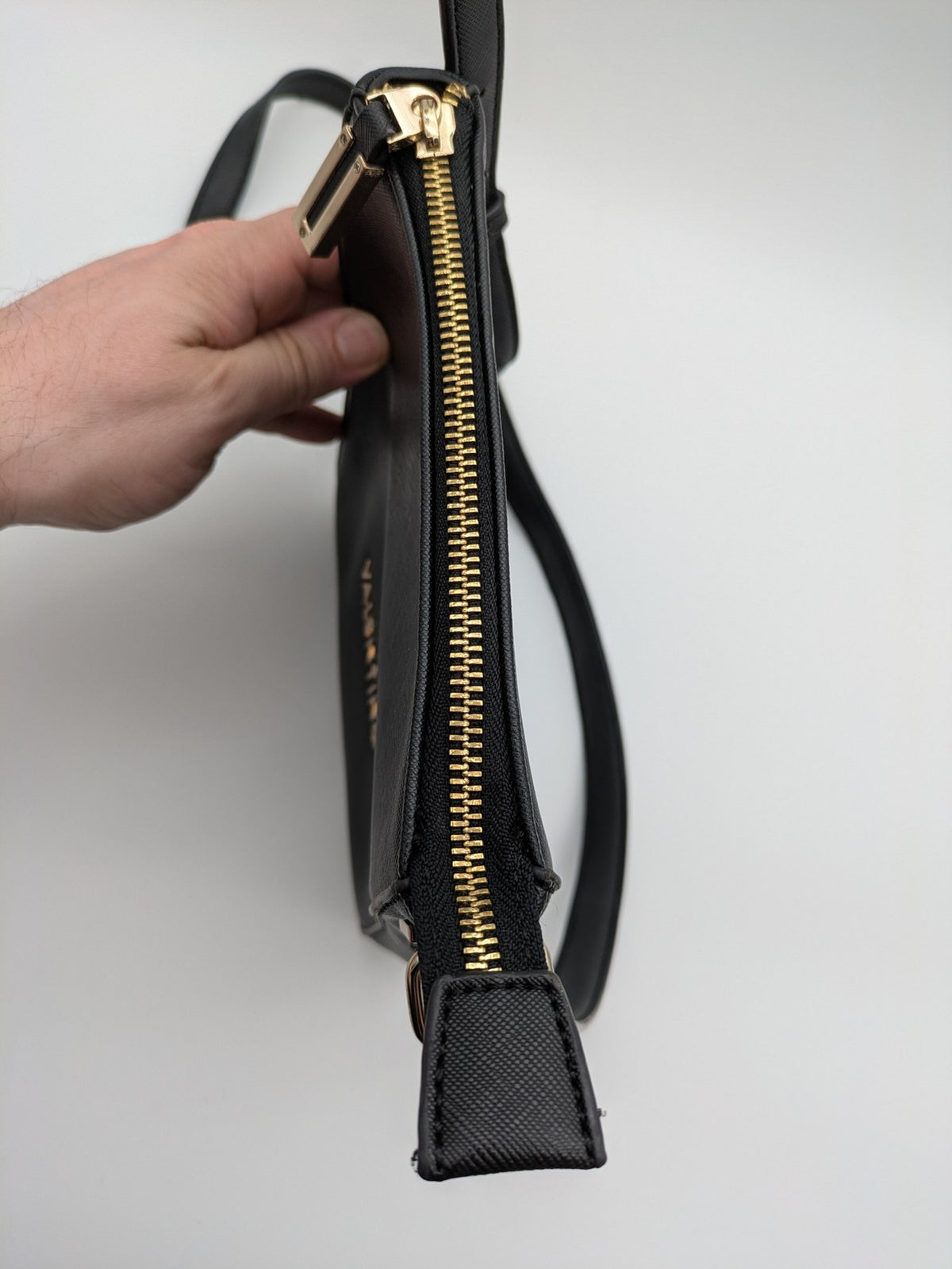 Mario Valentino messenger bag black saffiano texture gold logo hardware