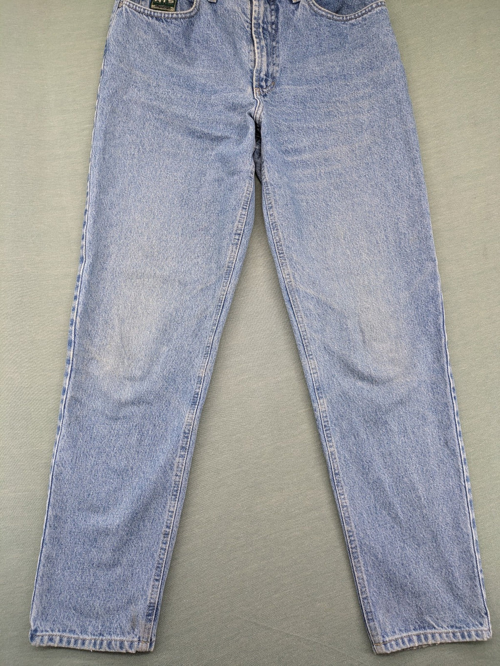 H.I.S blue mom jeans high waist vintage denim with classic 90s wash and straight cut.
