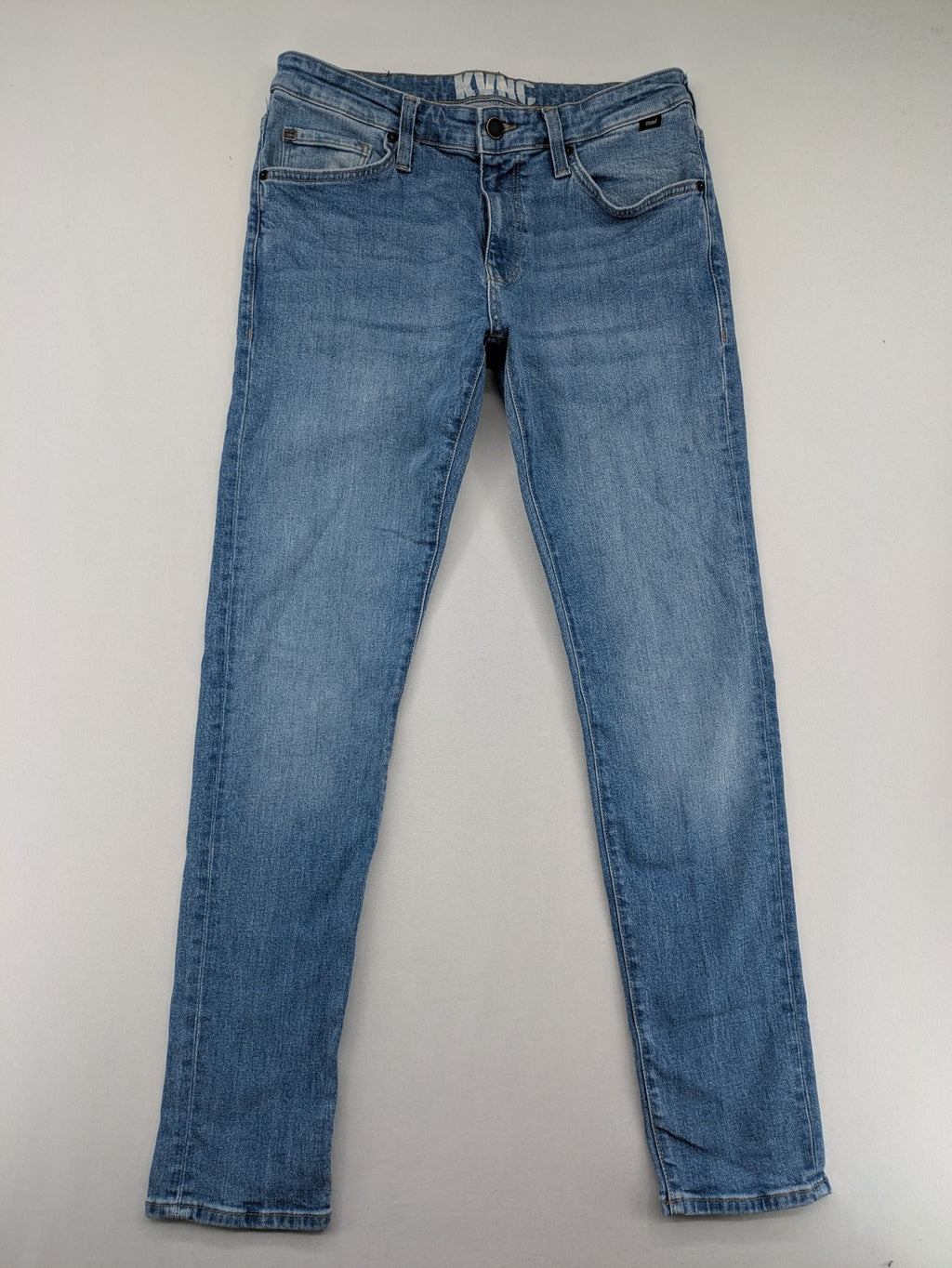 Mavi straight jeans black with light blue wash, made from cotton and elastane blend.