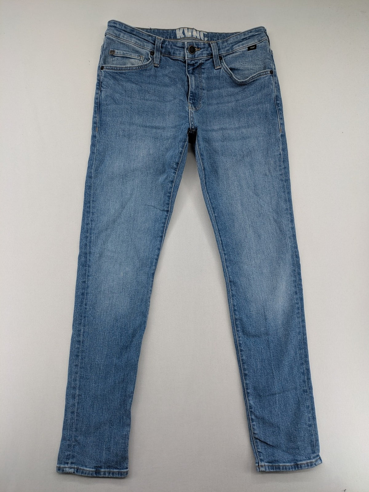 Mavi straight jeans black with light blue wash, made from cotton and elastane blend.