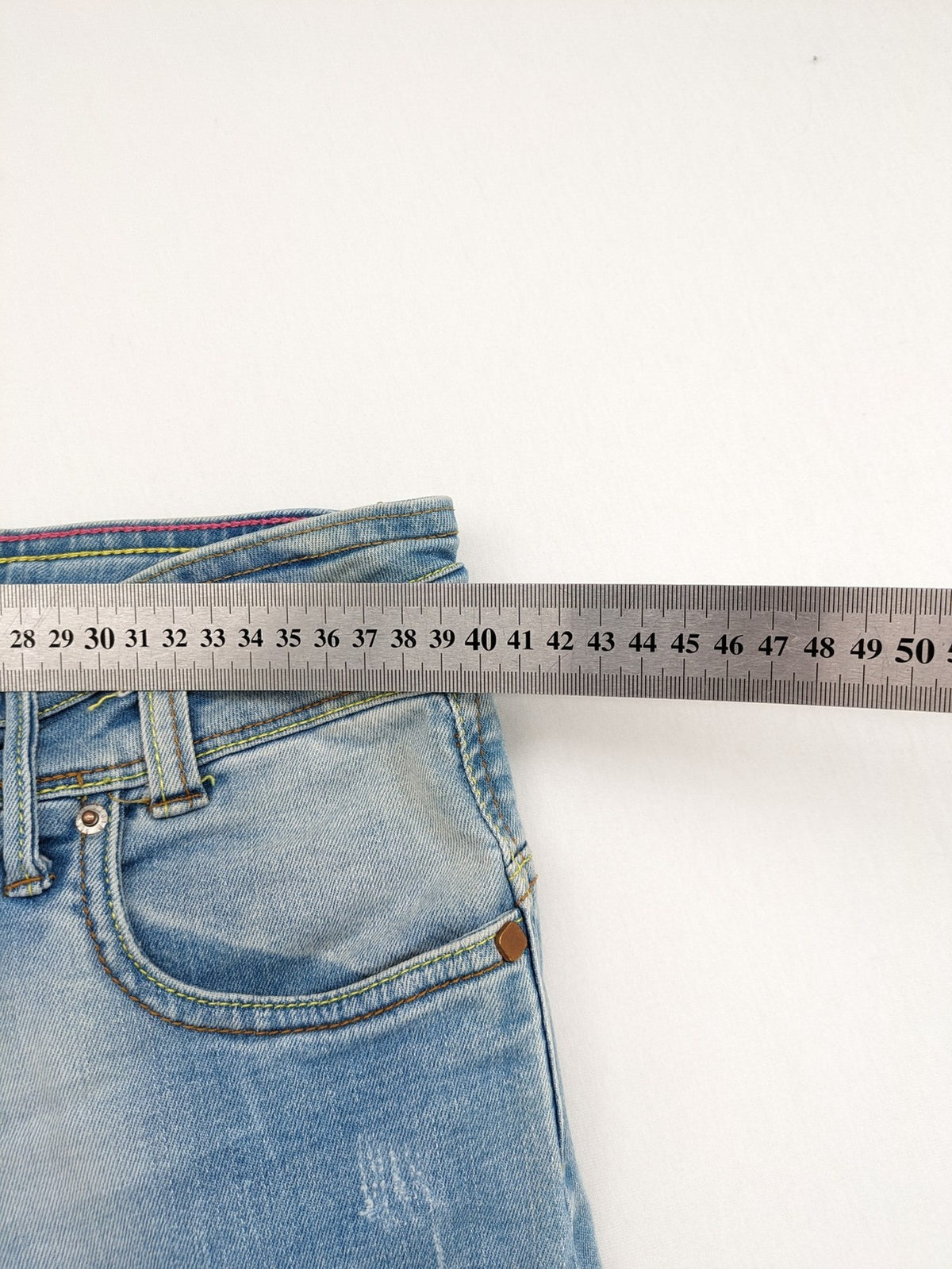 alcott blue skinny fit jeans with faded wash and classic five-pocket style