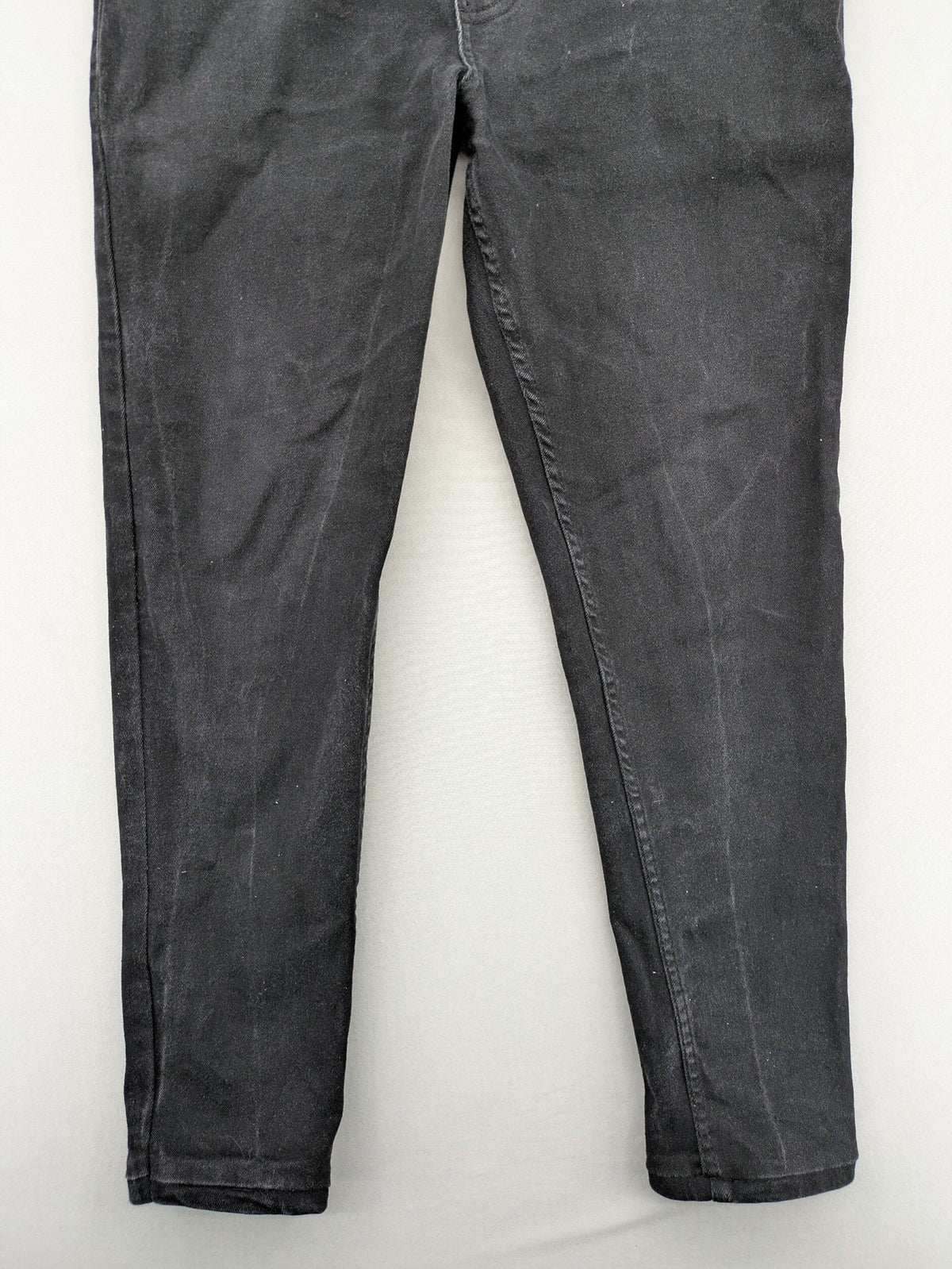 Captiva Jeans black straight jeans, classic five-pocket style, button fly, washed denim.