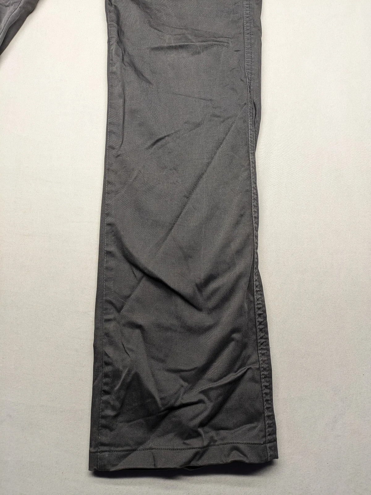 Tommy Hilfiger grey chino pants flat front straight leg subtle logo detail