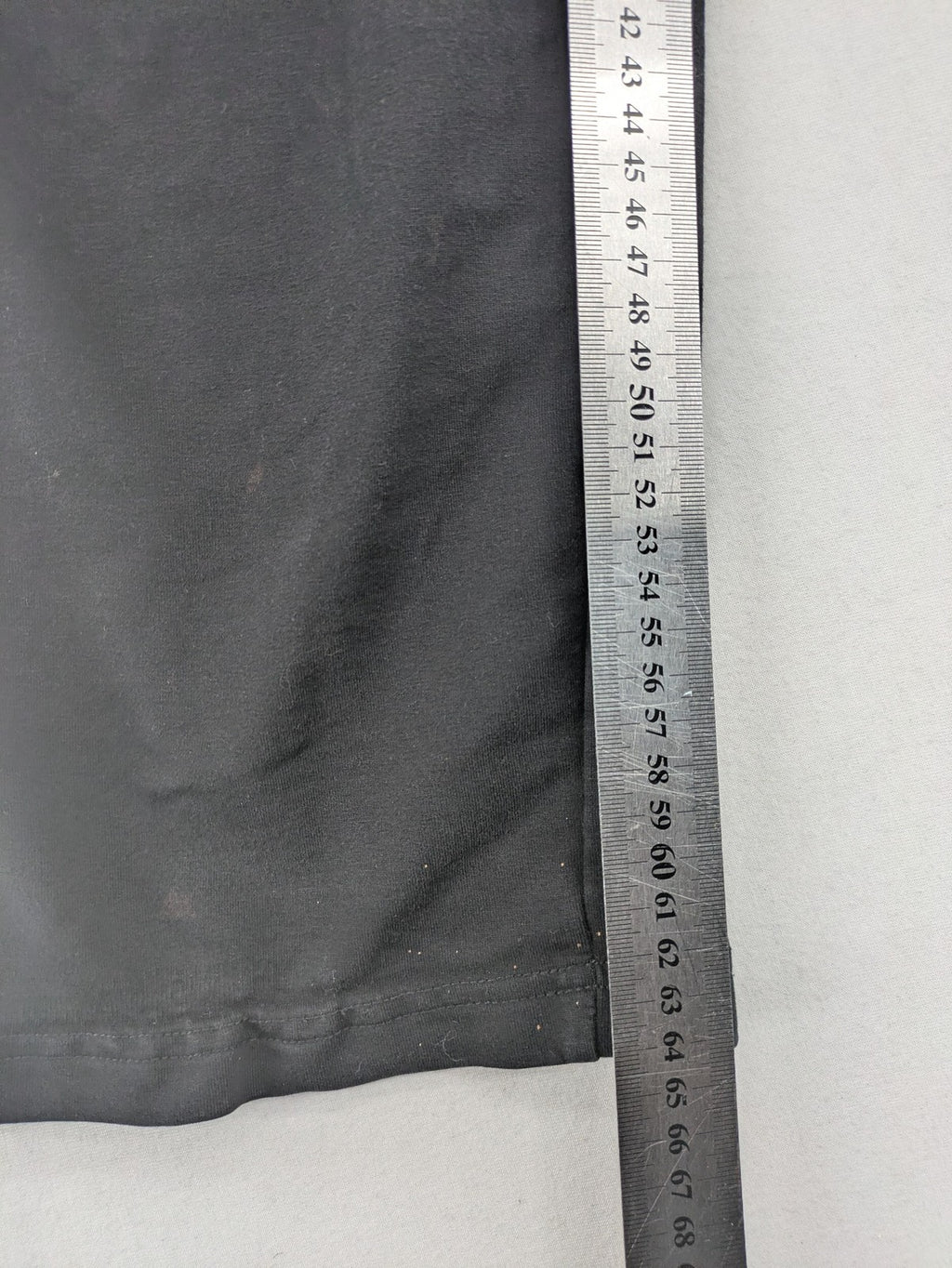 BWEST grey pants with elastic waistband and side pockets for comfort and functionality.