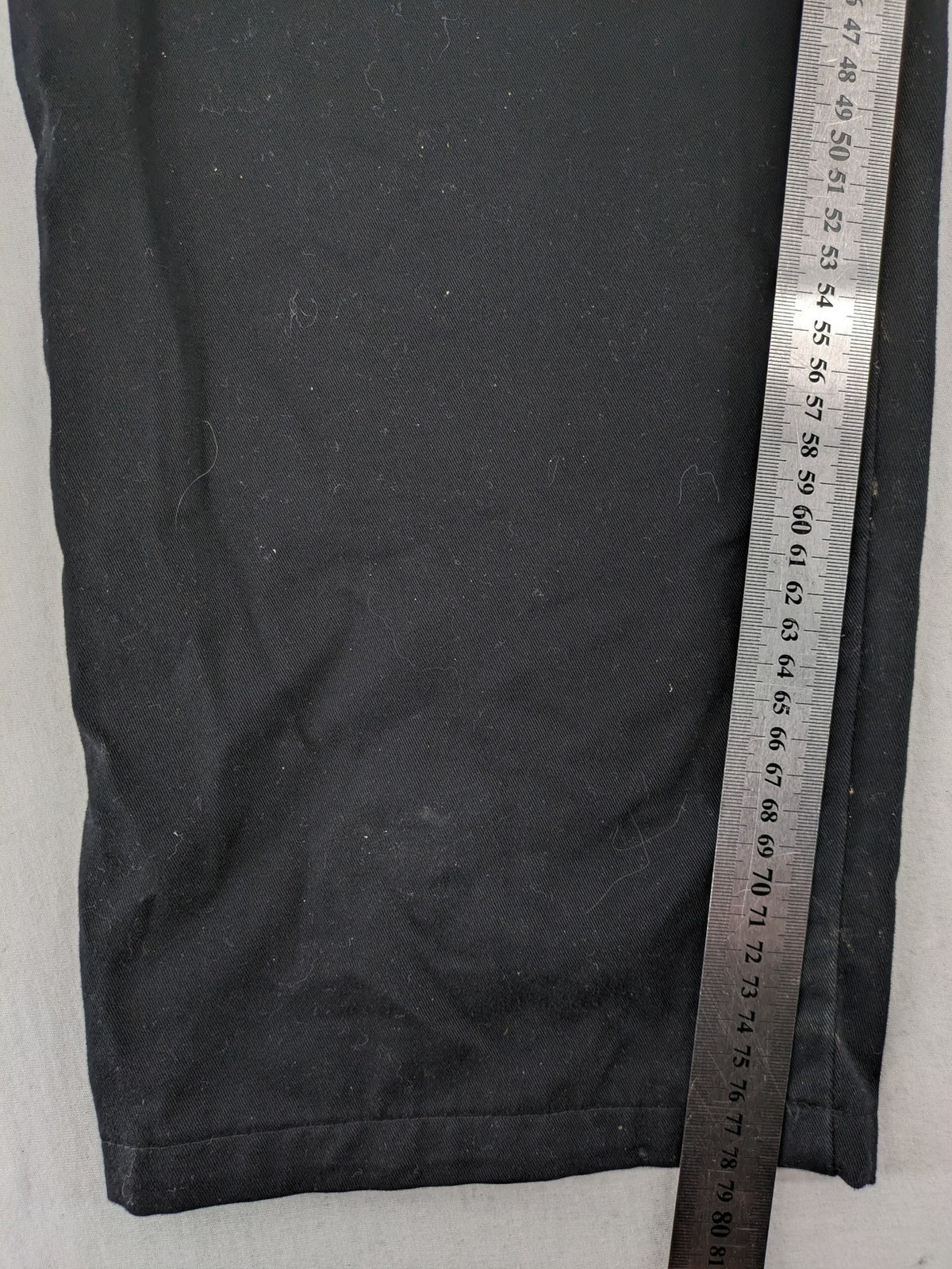 Travel Master black hunting and tactical pants, zip-off design, 100% cotton, multiple pockets.