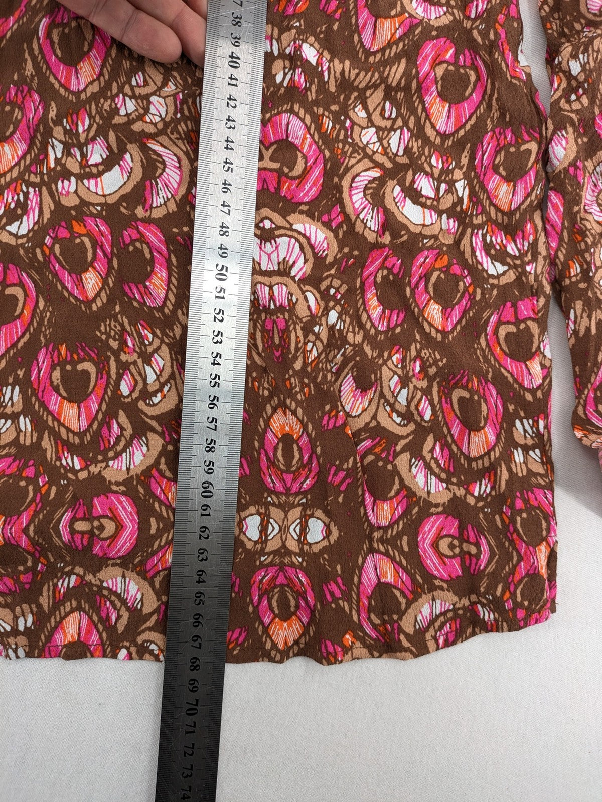 Lieblingsstück brown and pink patterned blouse, lightweight viscose, round neckline, long sleeves.