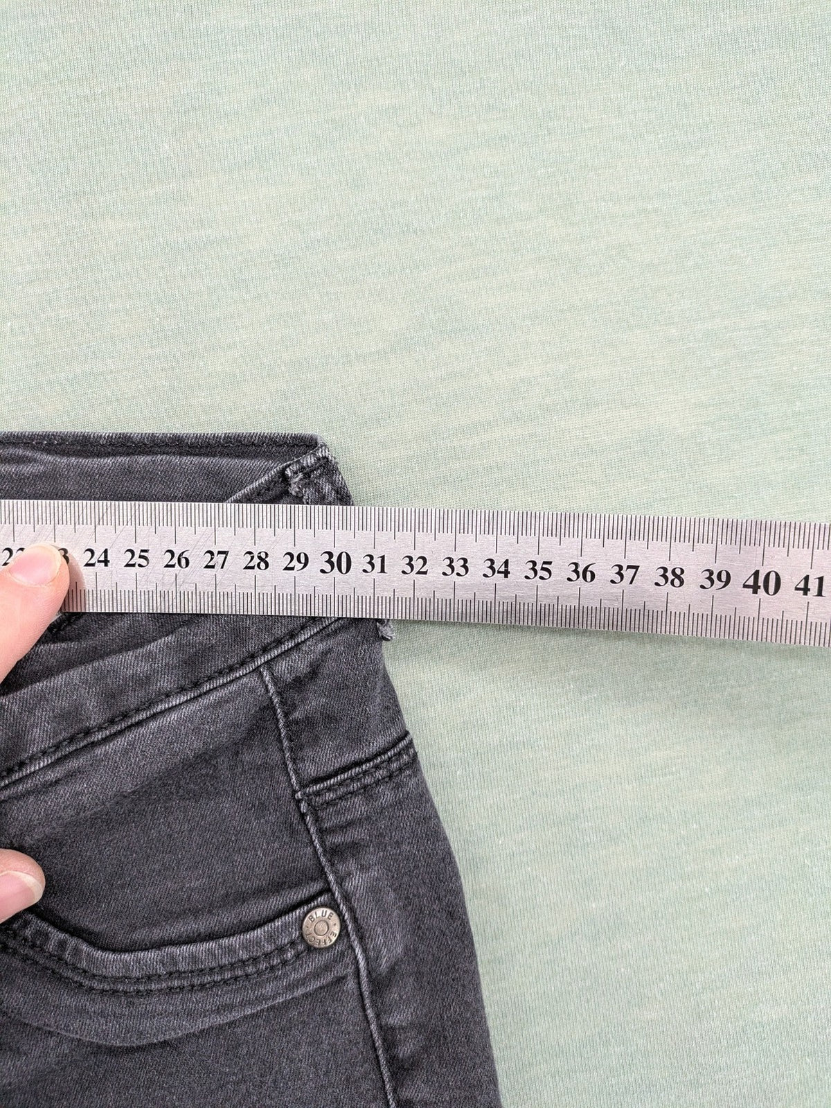 Blue Effect blue straight jeans with adjustable waistband and classic 5-pocket style.