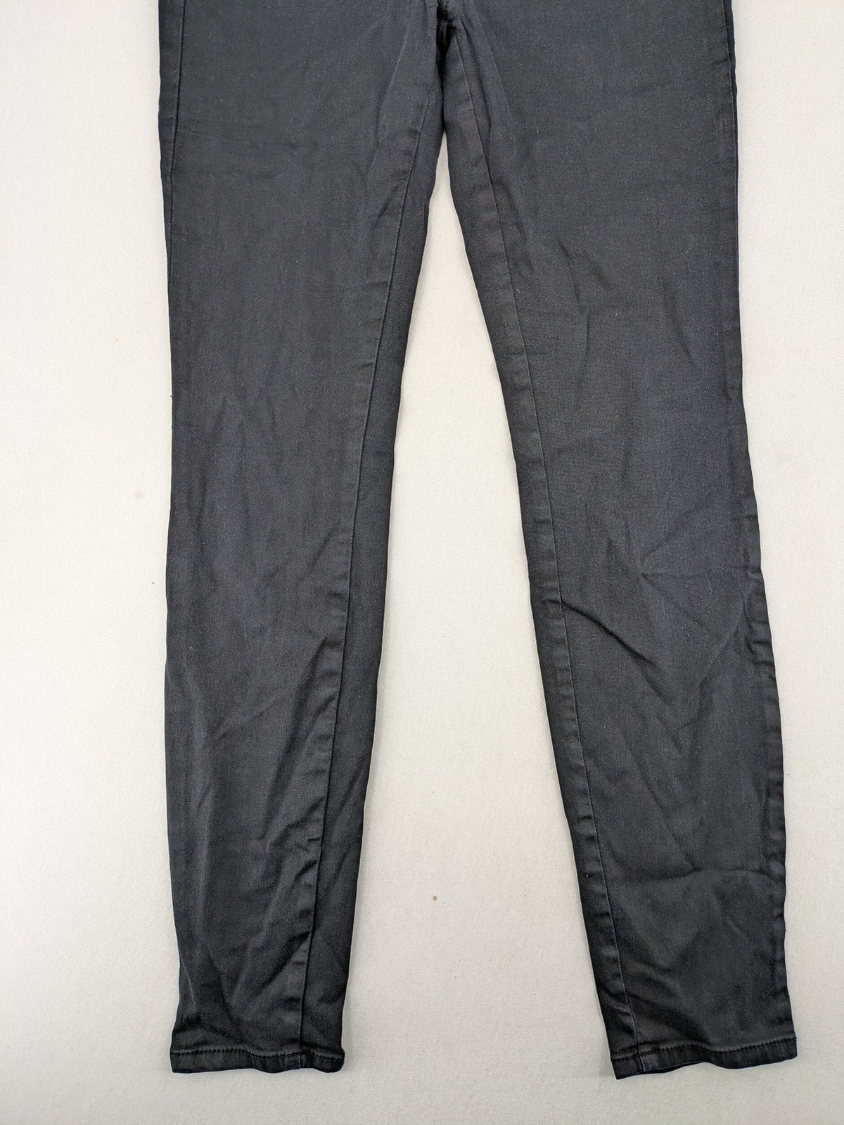 Massimo Dutti grey skinny fit jeans with coated finish and sleek silhouette.