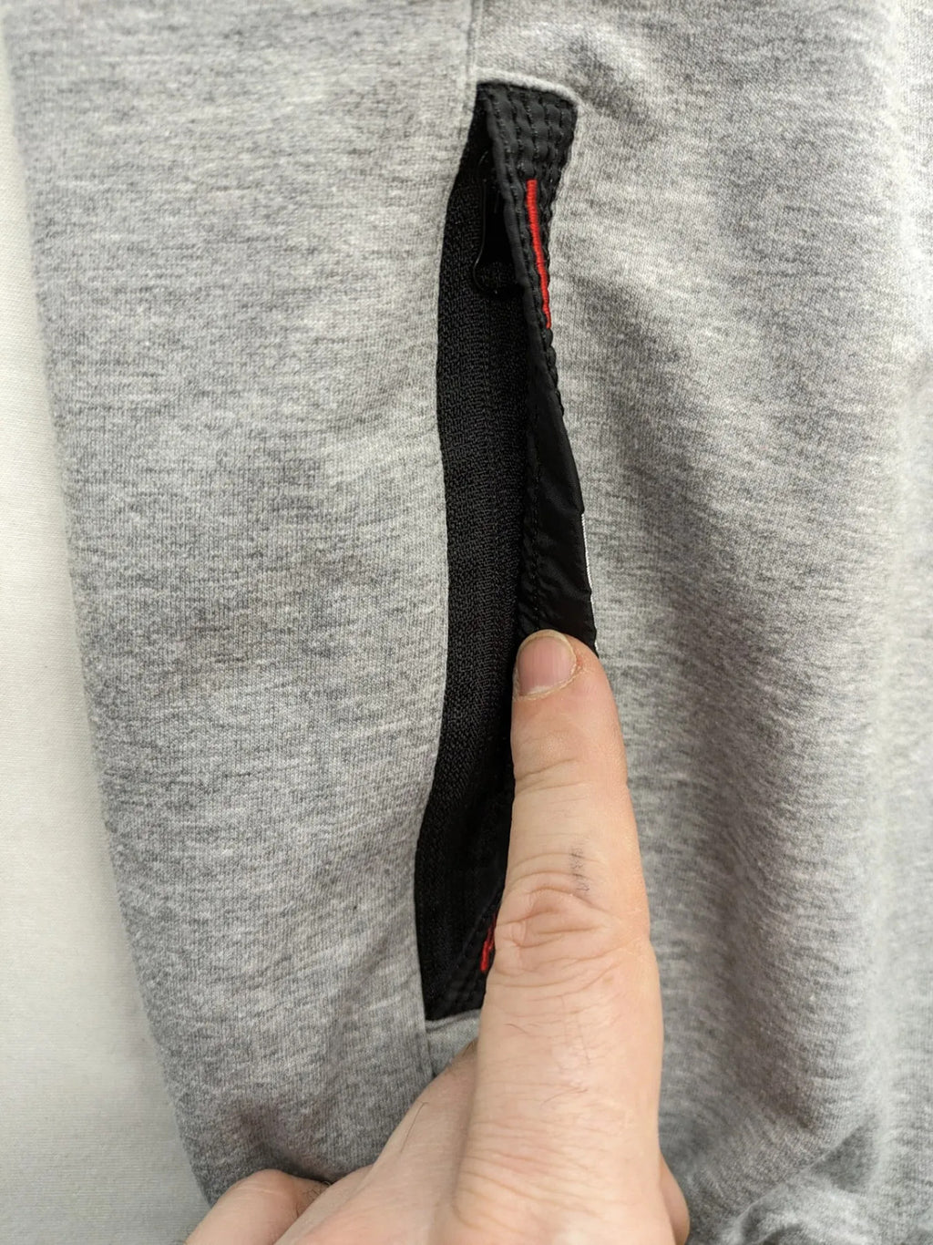 Cramp Sport grey training jacket XXL with red collar and embroidered logo.