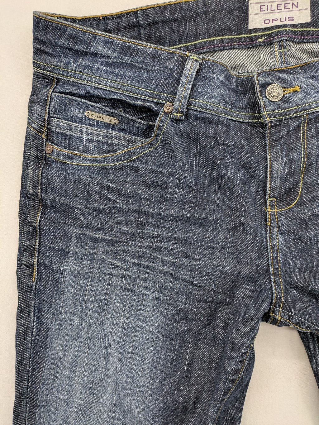 OPUS blue straight jeans Eileen with classic five-pocket design and subtle fading.