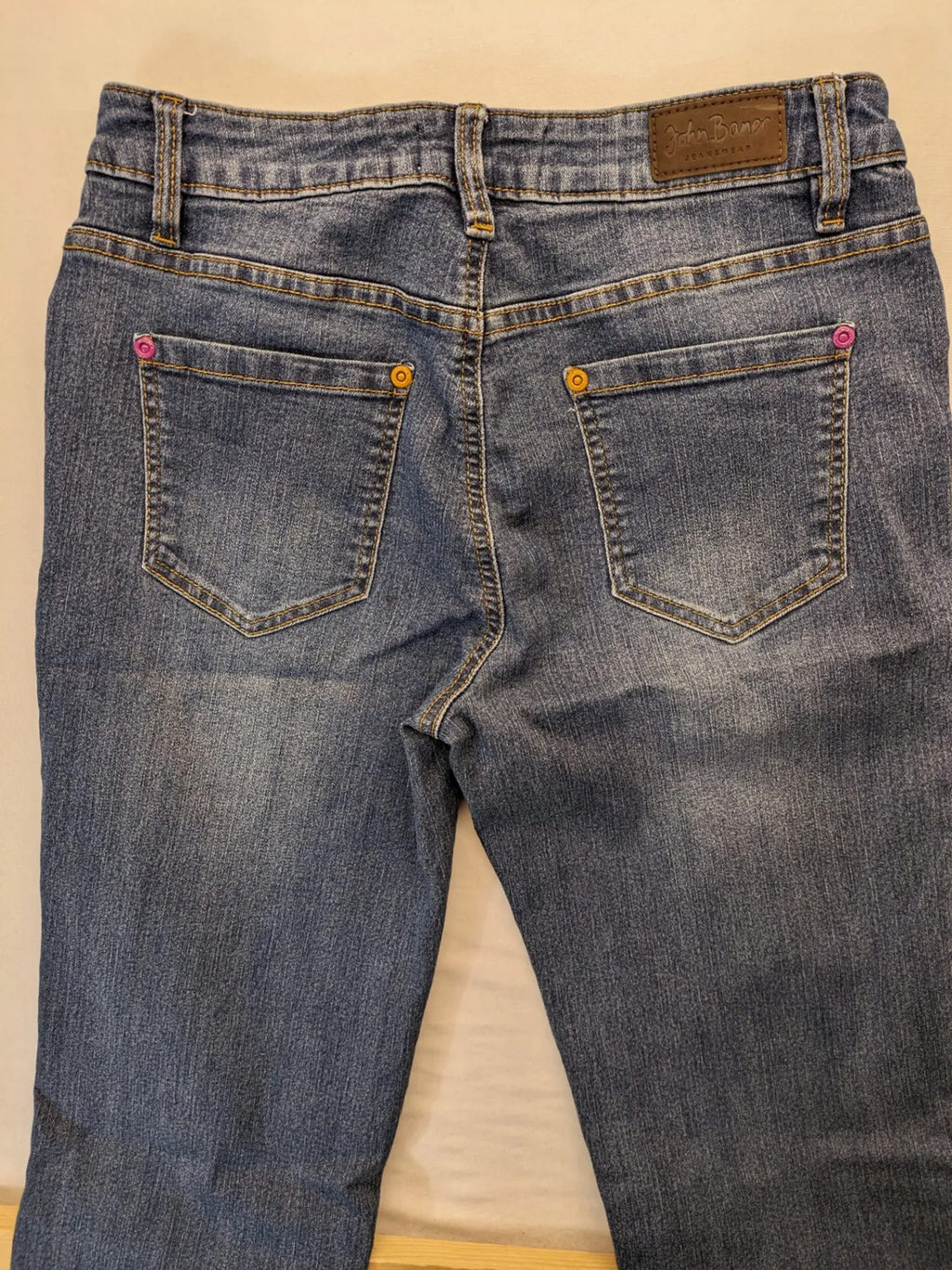 john baner blue straight jeans 5-pocket design with colorful rivets and whiskering effects