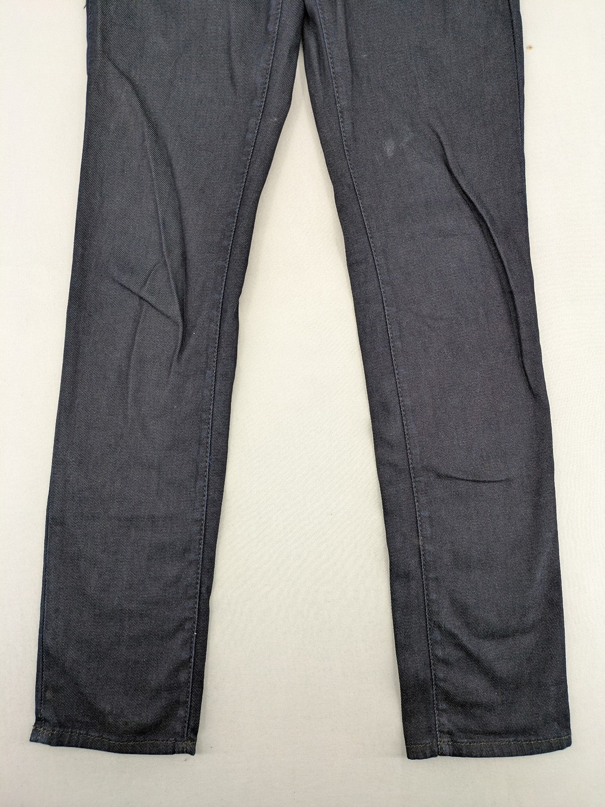 Hilfiger Denim blue straight jeans with double button closure and logo detail.