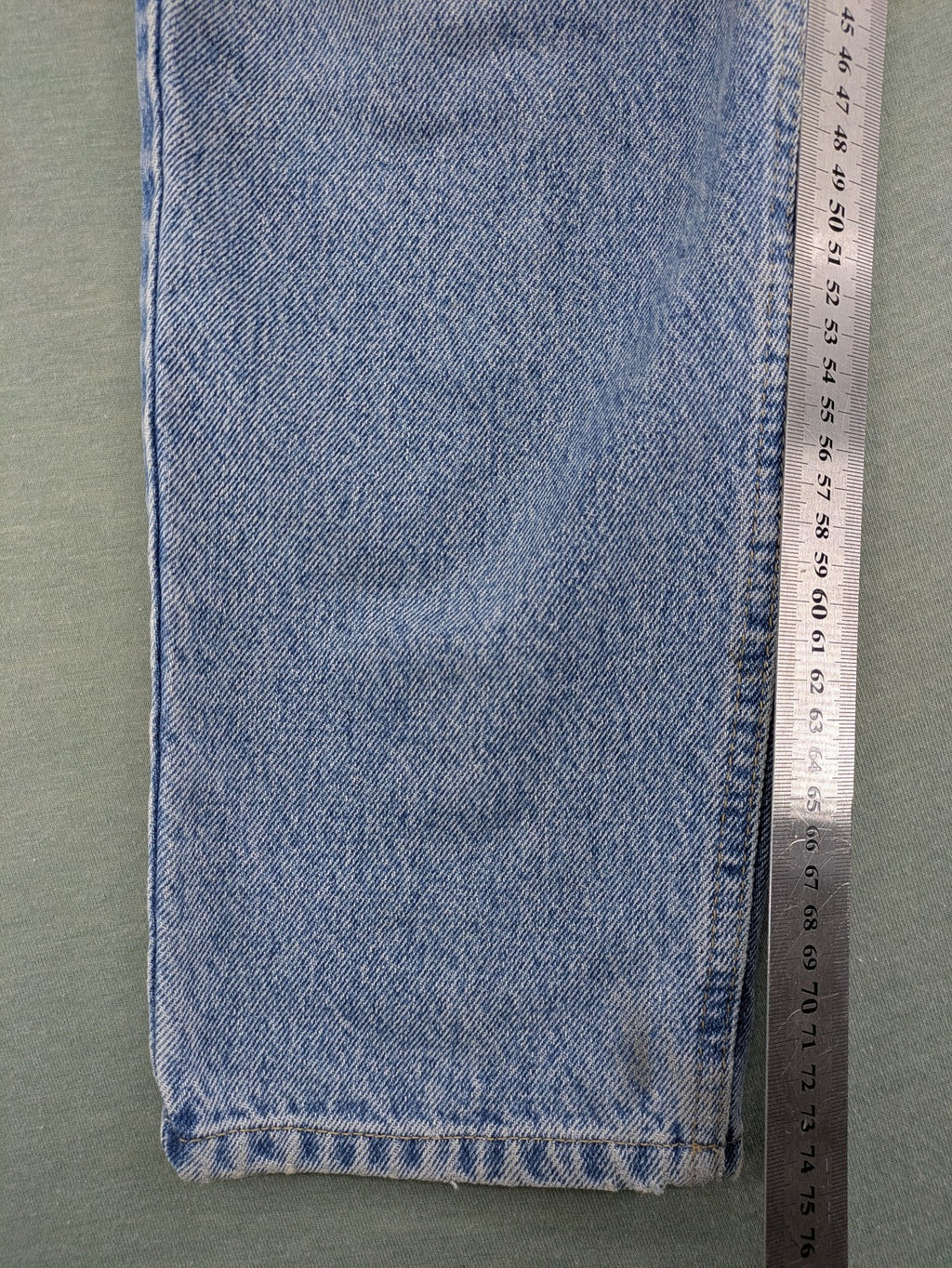 H.I.S blue mom jeans high waist vintage denim with classic 90s wash and straight cut.