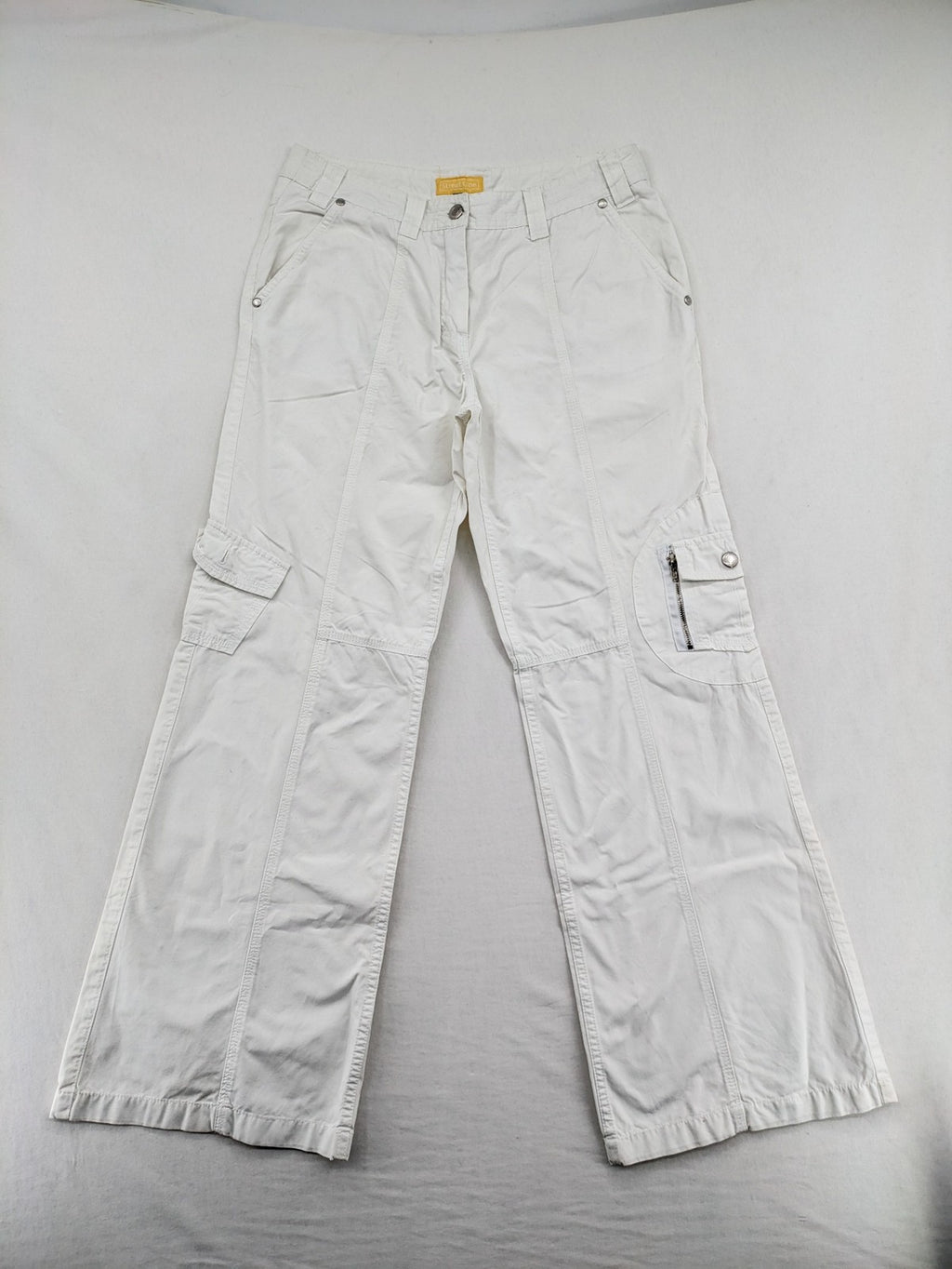 Street One white cargo pants with side pockets and wide leg design.
