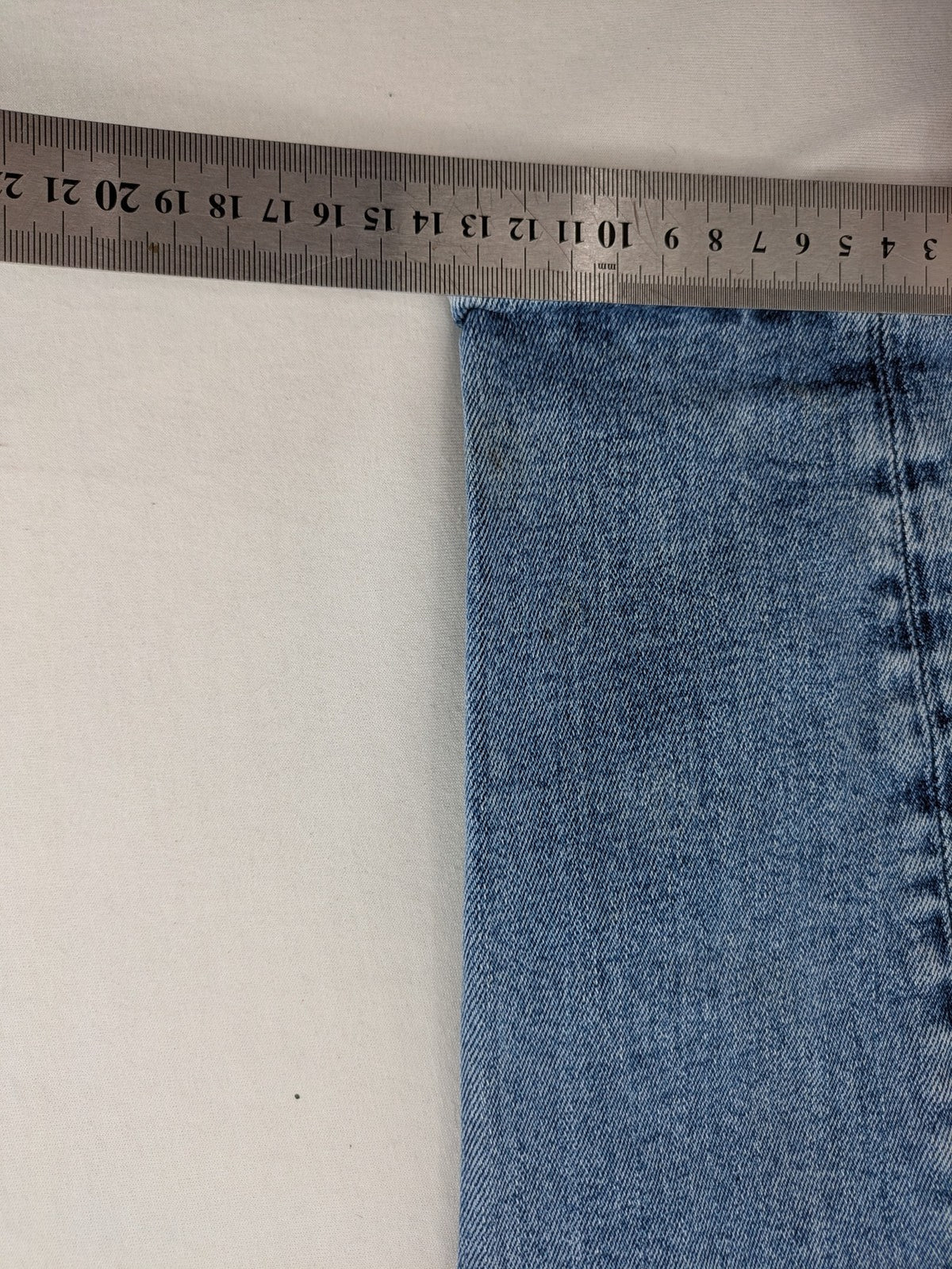 H&M blue skinny fit jeans classic 5-pocket design medium wash stretch denim