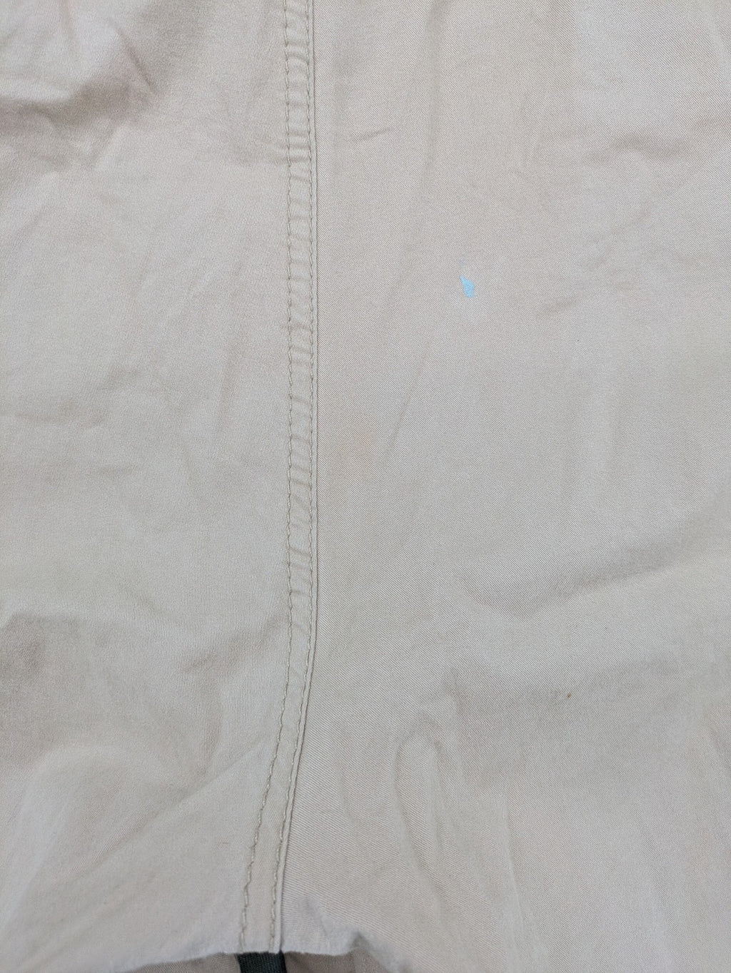 BRAX beige cargo shorts regular cut cotton with multiple pockets and classic design
