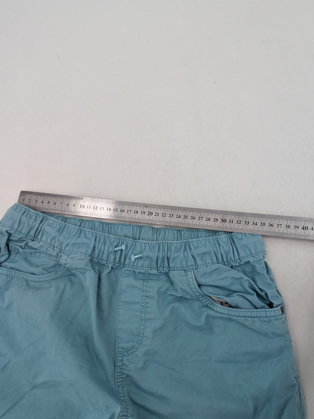 C&A blue shorts size 158 elastic waistband with drawstring, made of cotton.