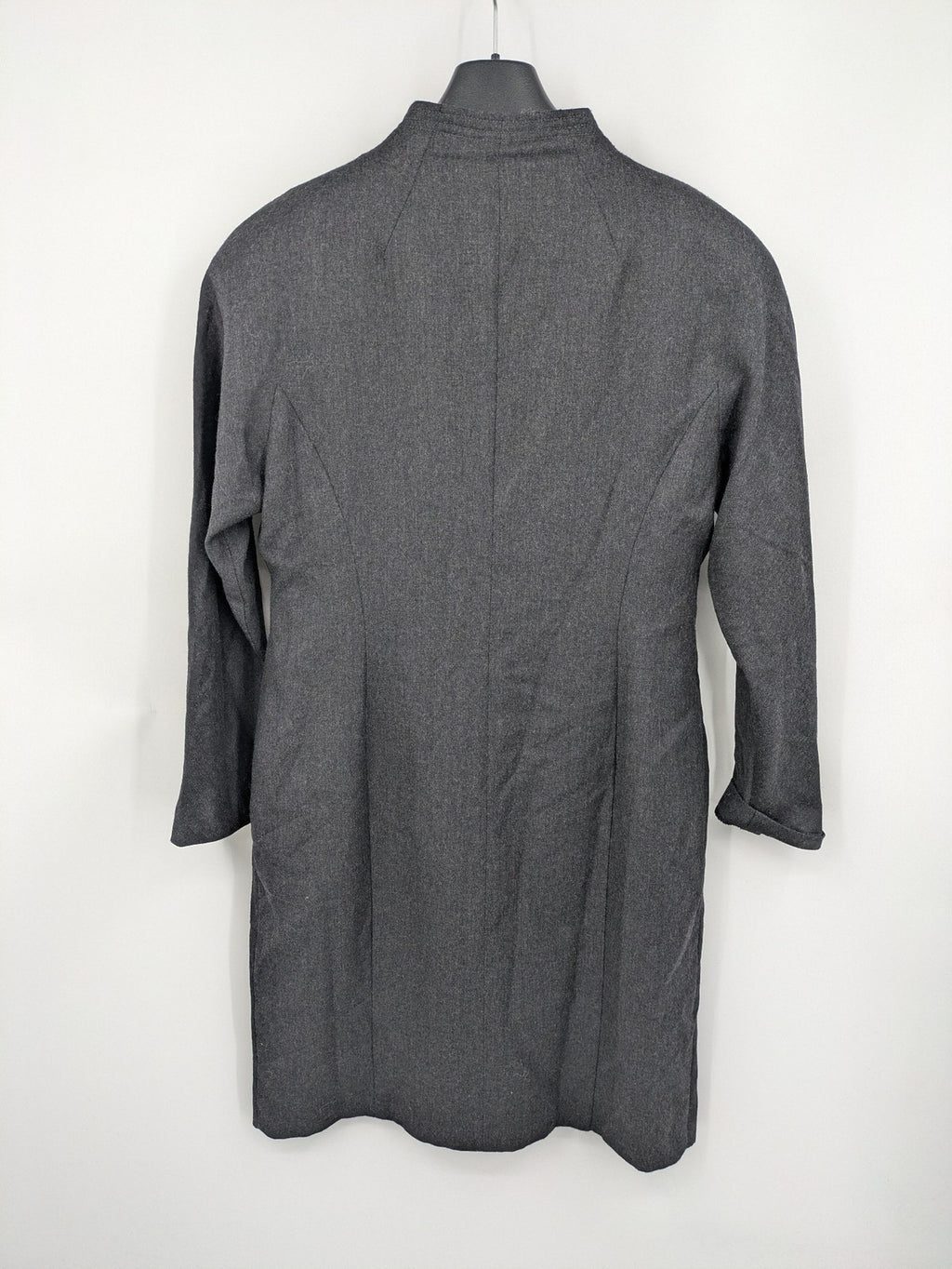 Schurwolle grey vintage coat dress with standing collar and two-way zipper.