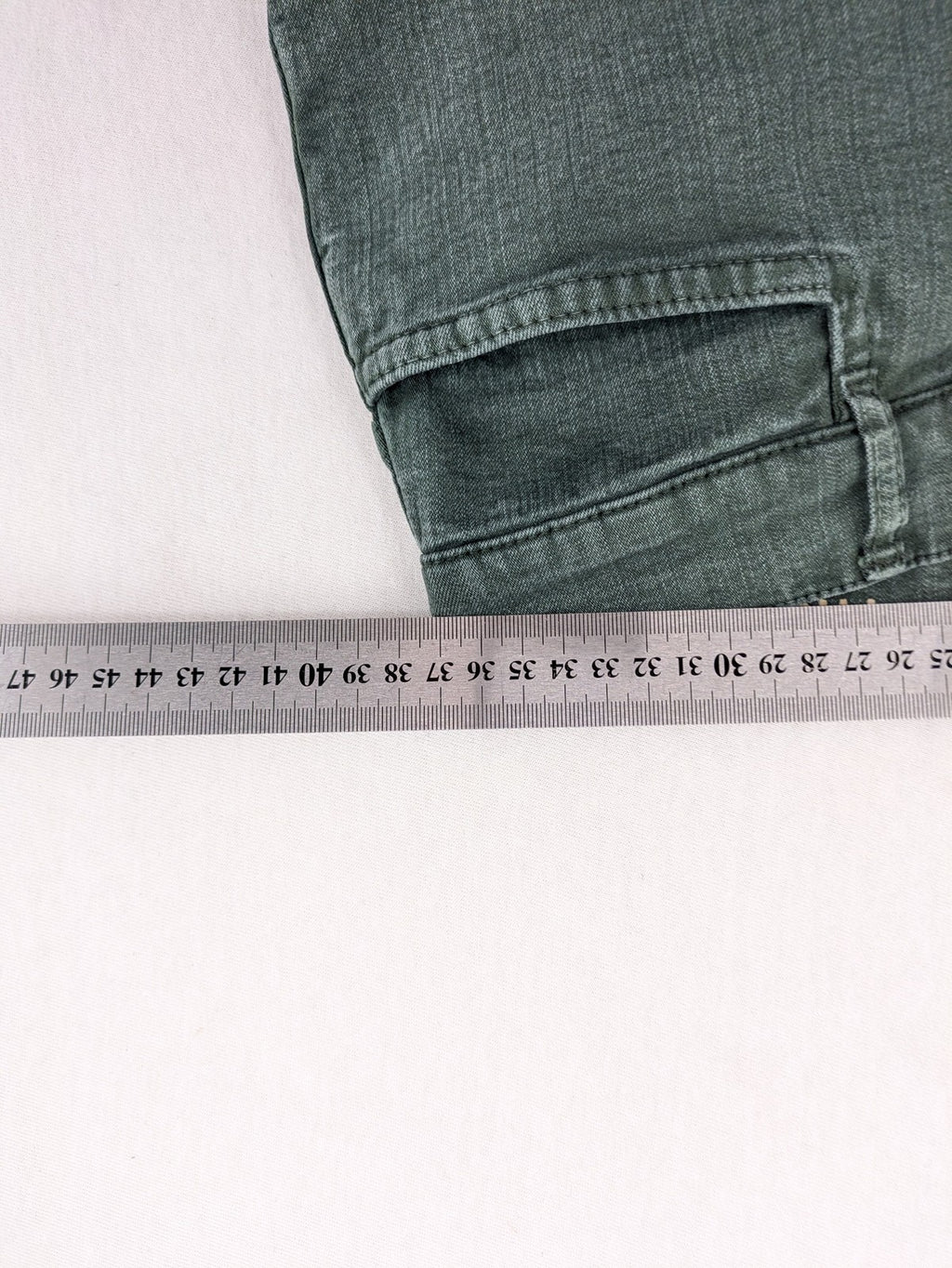 Zerres straight jeans dark green classic 5-pocket style with button and zipper closure.