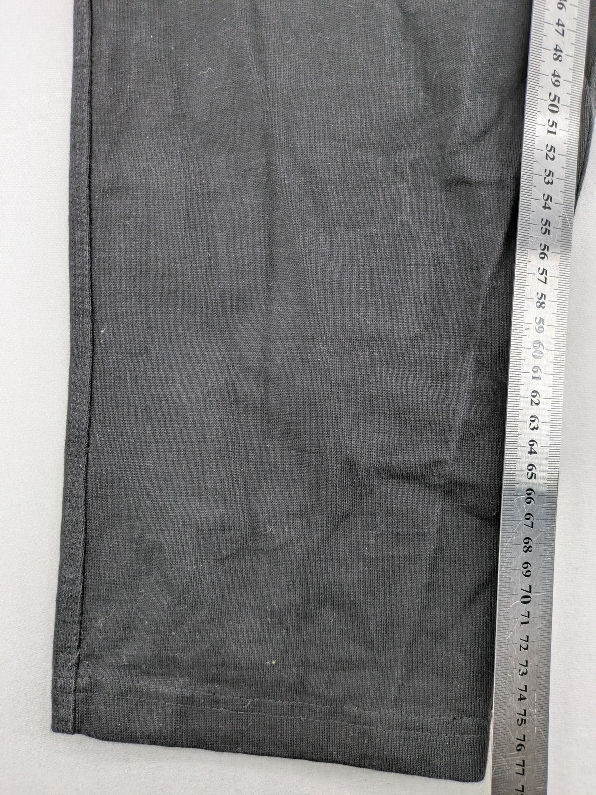 Zara grey pants cotton fabric with classic design and comfortable fit.