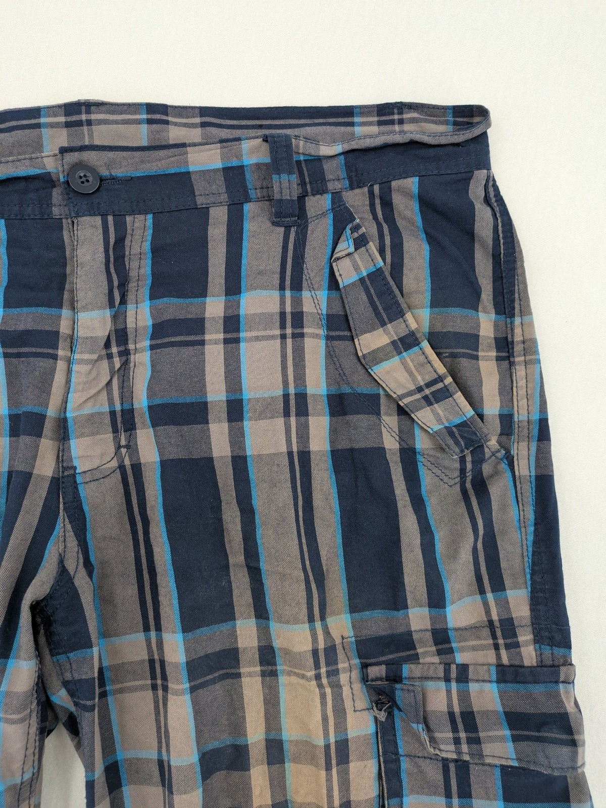 bpc bonprix collection multi cargo shorts blue-grey check pattern with utility pockets
