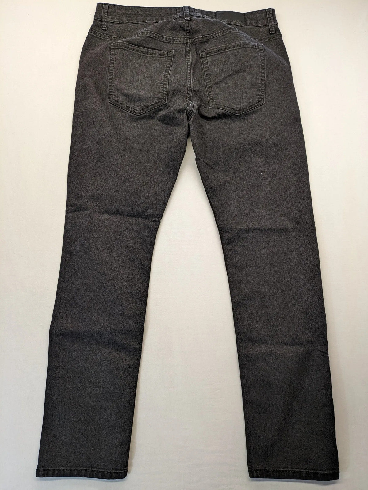 C&A grey straight jeans five-pocket design made from cotton blend with stretch.