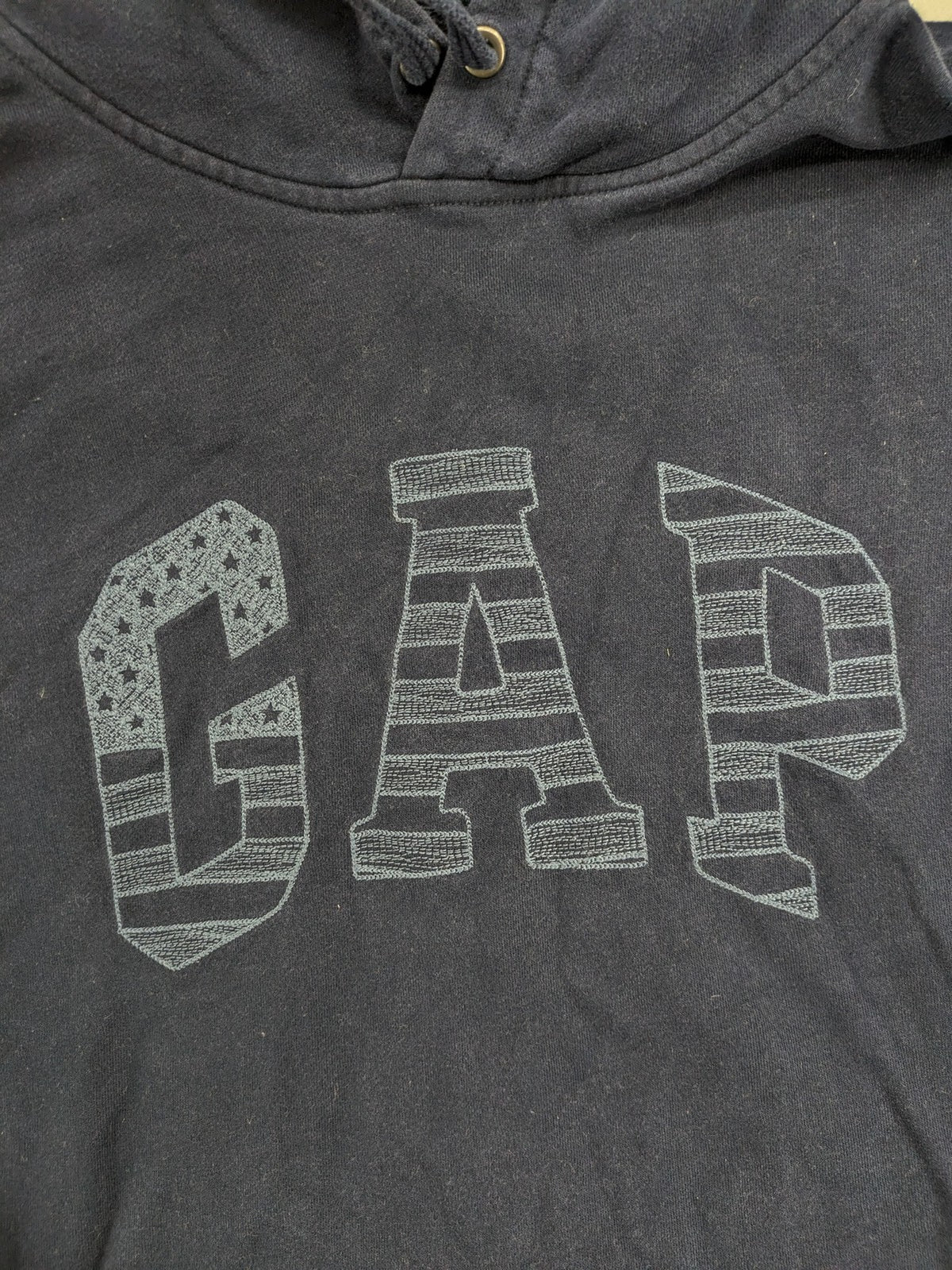 Gap zip-through hoodie navy blue with iconic logo and American flag graphic.