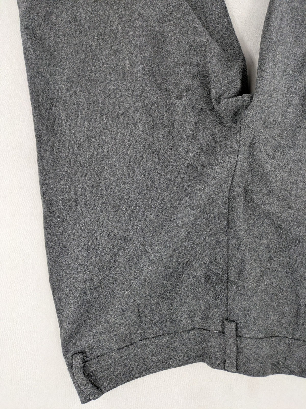 BENETTON grey pants wool blend flared leg business style, versatile and elegant design.