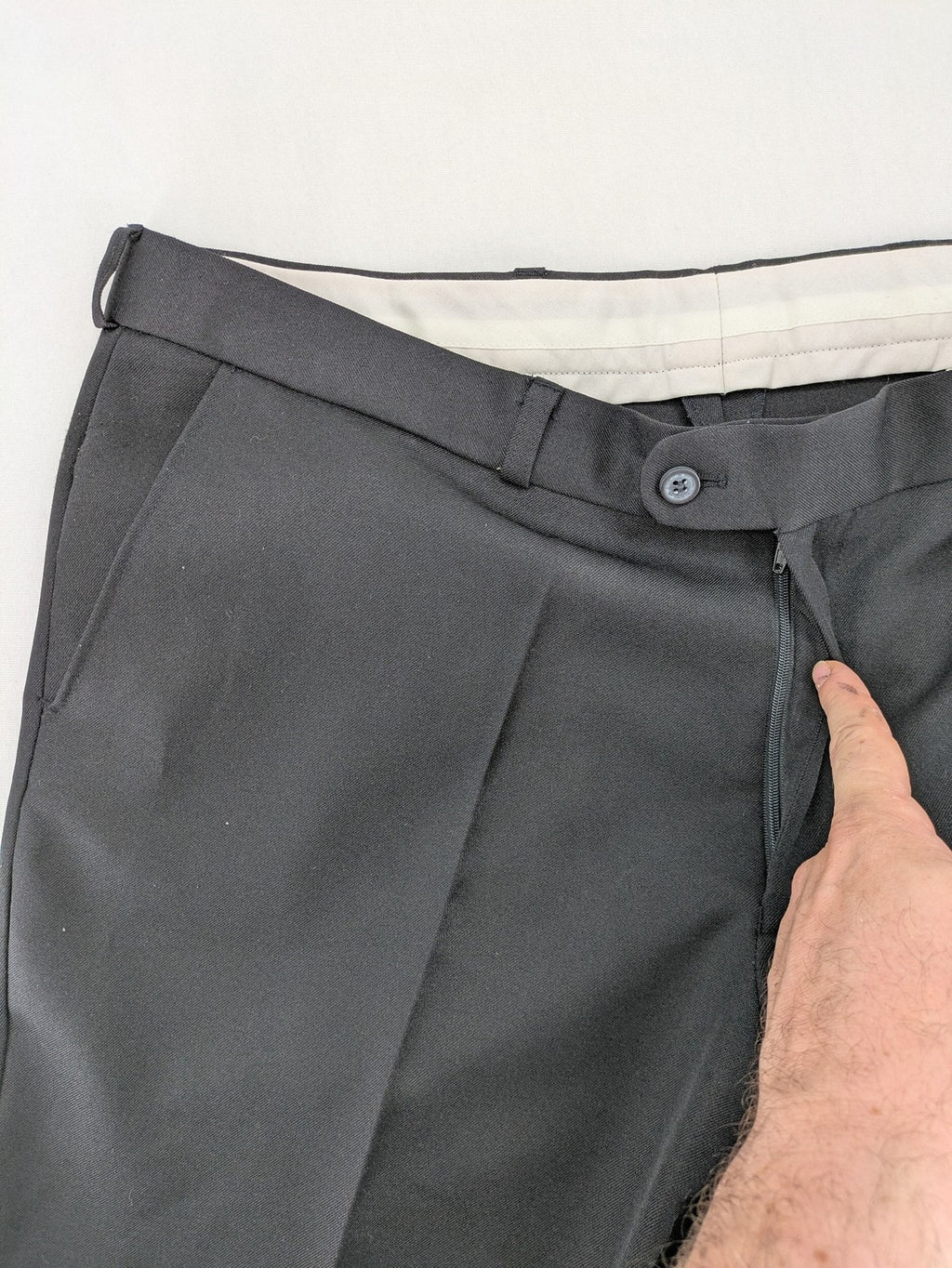 C&A pink pants flat-front design with two side pockets and two back pockets.